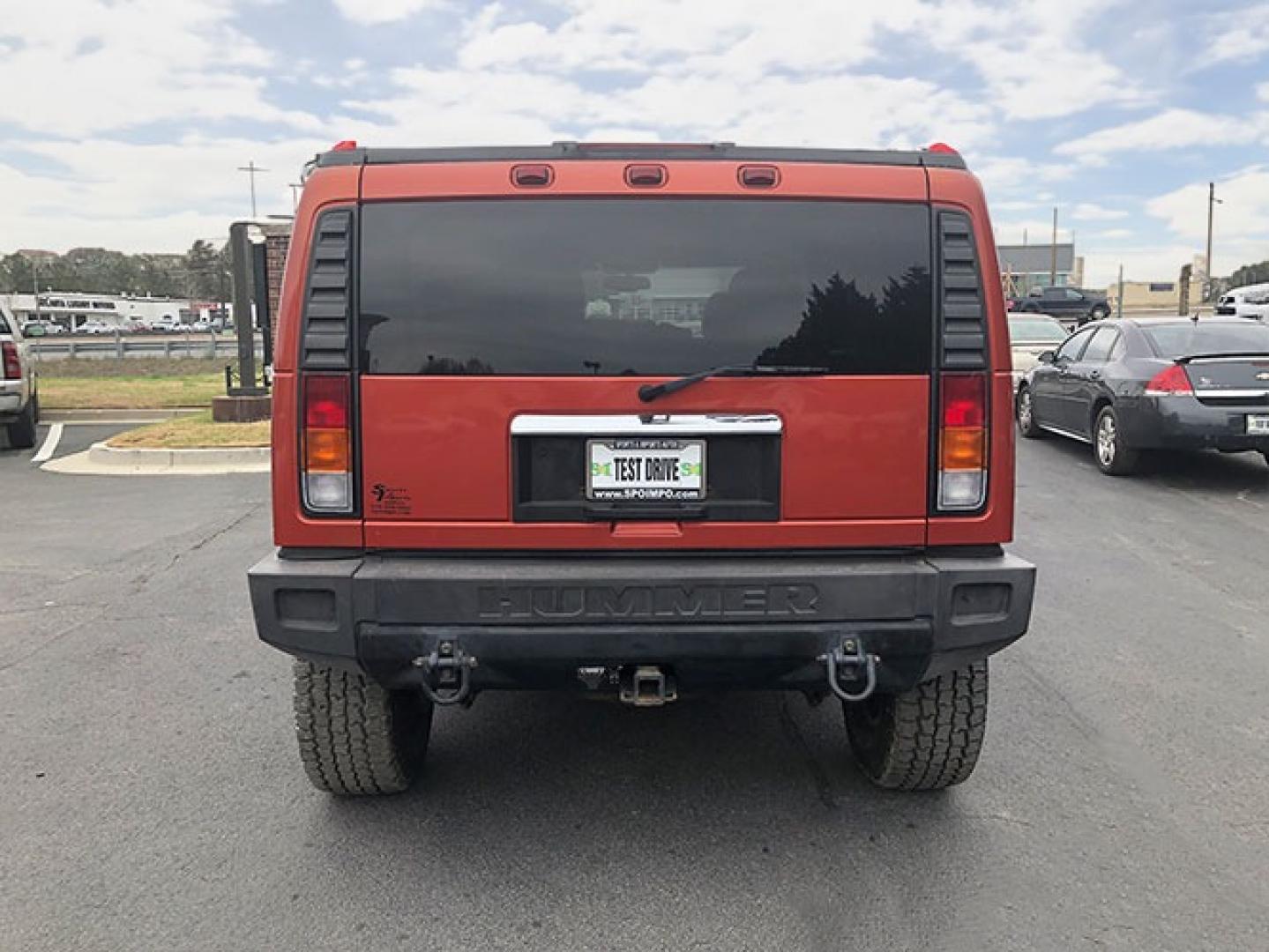 2004 Hummer H2 Sport Utility (5GRGN23U14H) with an 6.0L V8 OHV 16V engine, 4-Speed Automatic Overdrive transmission, located at 4247 Buford Drive NE, Buford, GA, 30518, (678) 450-1000, 34.086857, -83.993004 - Photo#5