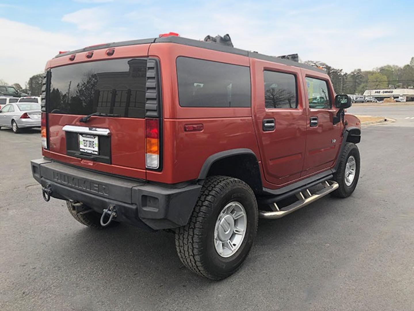 2004 Hummer H2 Sport Utility (5GRGN23U14H) with an 6.0L V8 OHV 16V engine, 4-Speed Automatic Overdrive transmission, located at 4247 Buford Drive NE, Buford, GA, 30518, (678) 450-1000, 34.086857, -83.993004 - Photo#7