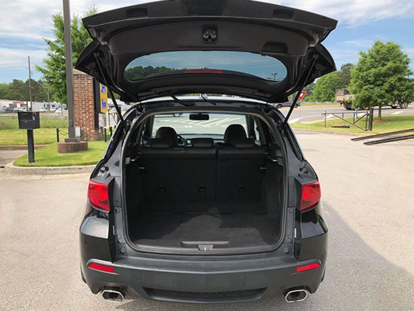 2010 Acura RDX 5-Spd AT SH-AWD (5J8TB1H25AA) with an 2.3L L4 DOHC 16V engine, 5-Speed Automatic transmission, located at 7710 Tara Blvd, Jonesboro, GA, 30236, (678) 450-1000, 33.544365, -84.367821 - Photo#5