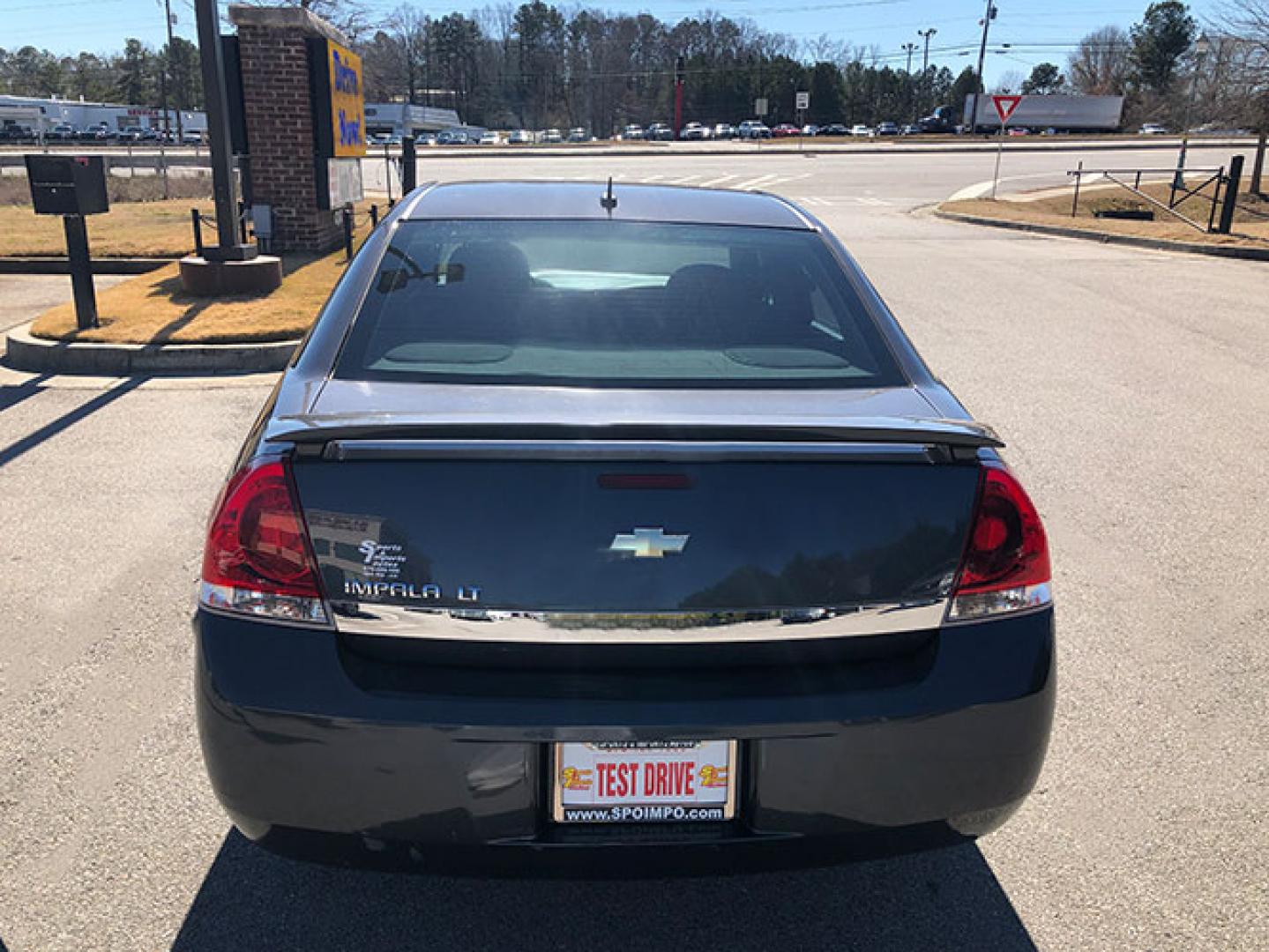 2010 Chevrolet Impala LT (2G1WB5EN8A1) with an 3.5L V6 OHV 12V engine, 4-Speed Automatic transmission, located at 620 Jesse Jewell Pkwy, Gainesville, GA, 30501, (678) 450-1000, 34.305923, -83.809784 - Photo#5