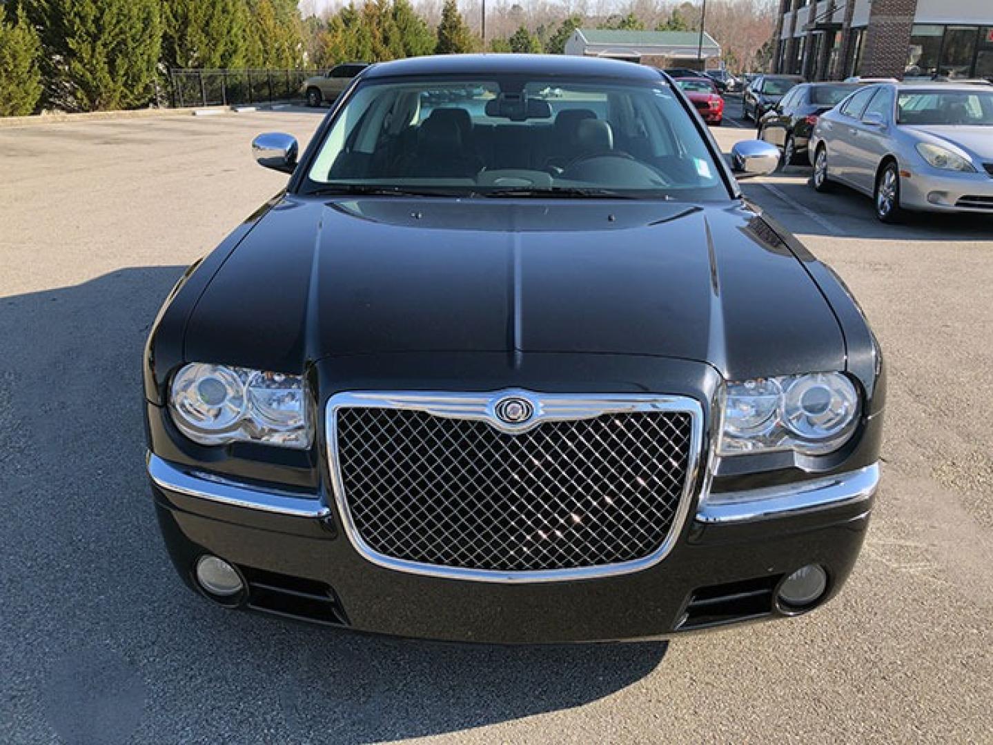 2010 Chrysler 300 C HEMI RWD (2C3CA6CT2AH) with an 5.7L V8 OHV 16V engine, 5-Speed Automatic transmission, located at 7710 Tara Blvd, Jonesboro, GA, 30236, (678) 450-1000, 33.544365, -84.367821 - Photo#1