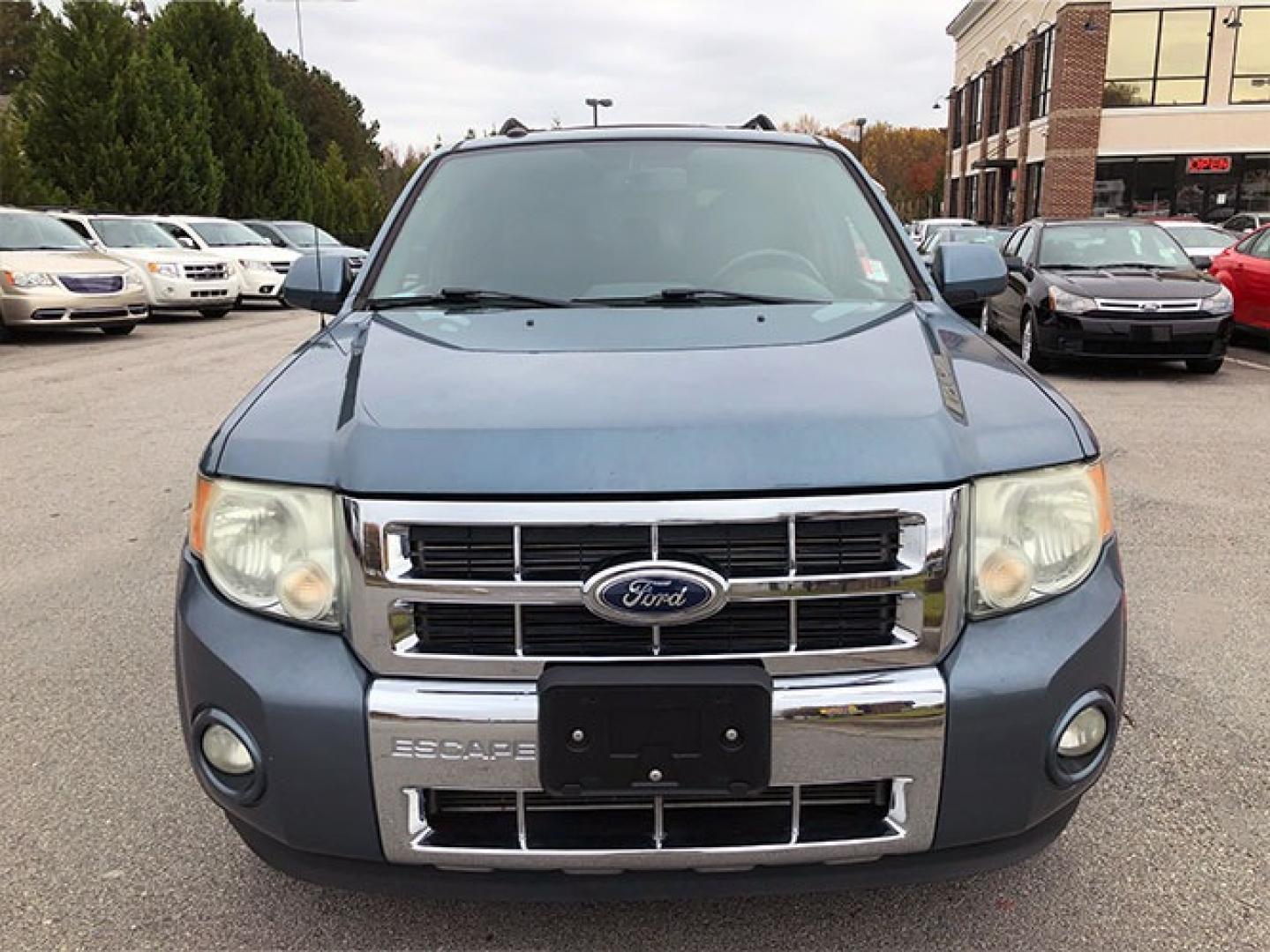 2010 Ford Escape Limited FWD (1FMCU0EG6AK) with an 3.0L V6 DOHC 24V engine, 6-Speed Automatic transmission, located at 7710 Tara Blvd, Jonesboro, GA, 30236, (678) 450-1000, 33.544365, -84.367821 - Photo#1