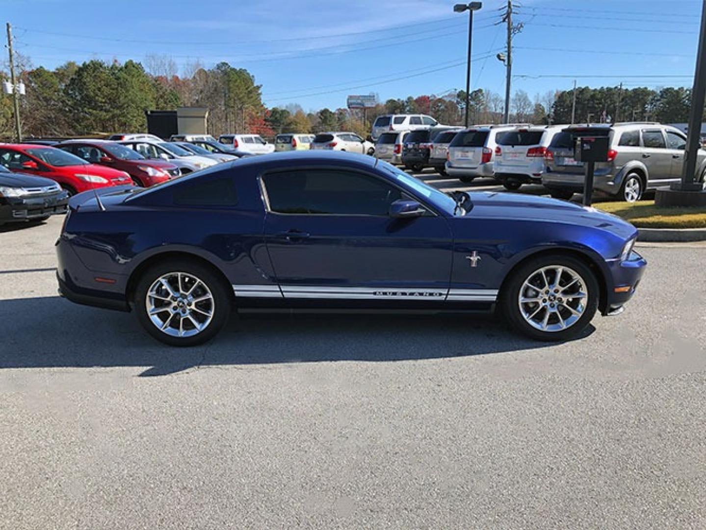 2010 Ford Mustang V6 Coupe (1ZVBP8AN4A5) with an 4.0L V6 OHC 12V engine, located at 7710 Tara Blvd, Jonesboro, GA, 30236, (678) 450-1000, 33.544365, -84.367821 - Photo#7