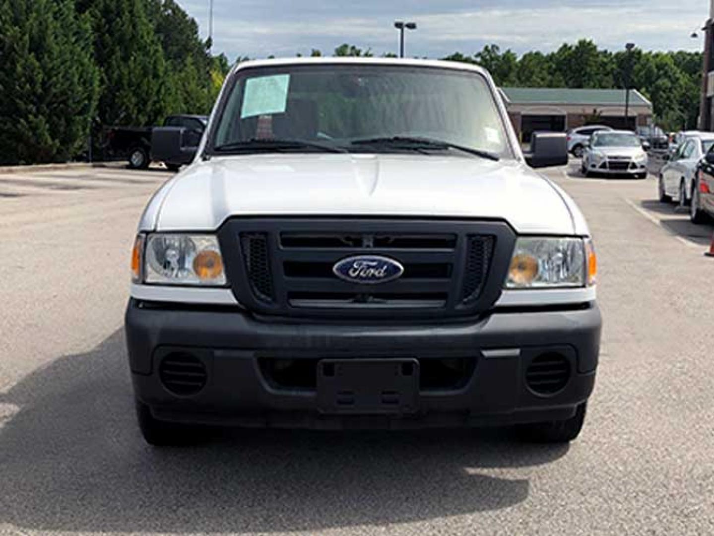 2010 Ford Ranger XL 2WD (1FTKR1AD9AP) with an 2.3L L4 SOHC 8V engine, located at 620 Jesse Jewell Pkwy, Gainesville, GA, 30501, (678) 450-1000, 34.305923, -83.809784 - Photo#1