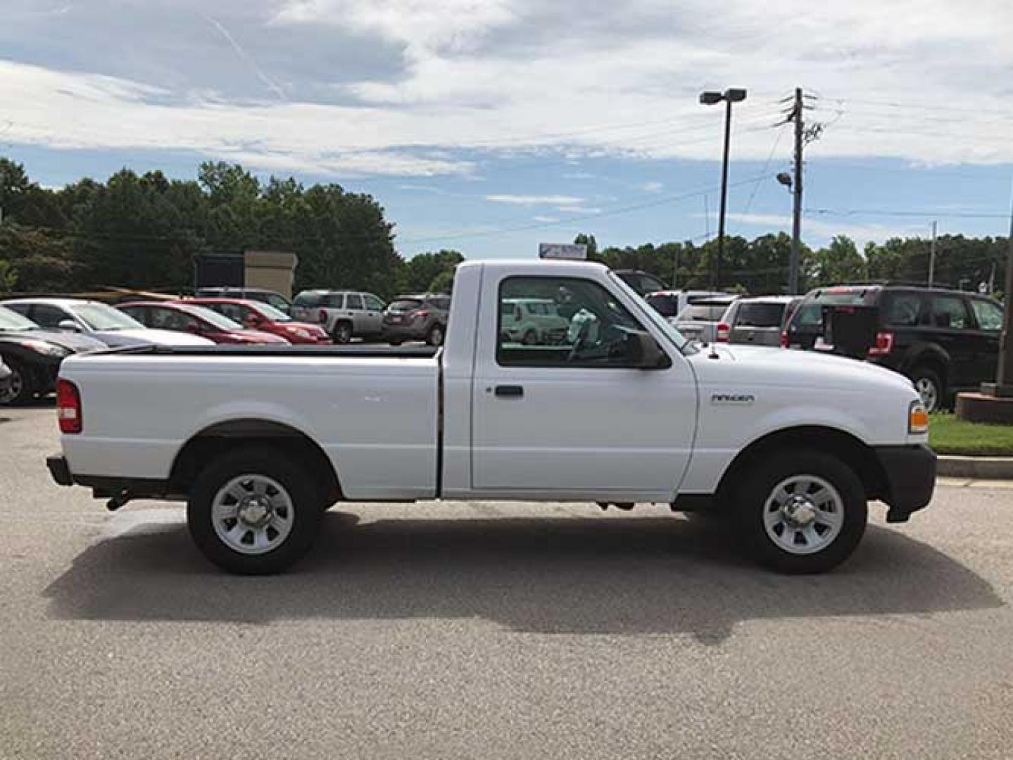 2010 Ford Ranger XL 2WD (1FTKR1AD9AP) with an 2.3L L4 SOHC 8V engine, located at 620 Jesse Jewell Pkwy, Gainesville, GA, 30501, (678) 450-1000, 34.305923, -83.809784 - Photo#5