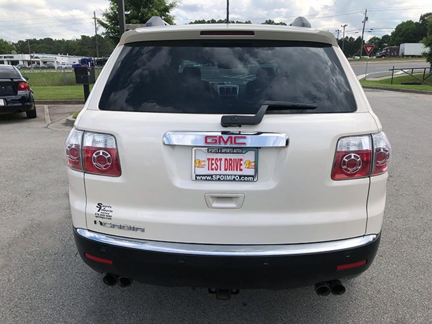 2010 GMC Acadia SLT-1 AWD (1GKLRMED2AJ) with an 3.6L V6 DOHC 24V engine, 6-Speed Automatic transmission, located at 7710 Tara Blvd, Jonesboro, GA, 30236, (678) 450-1000, 33.544365, -84.367821 - Photo#5