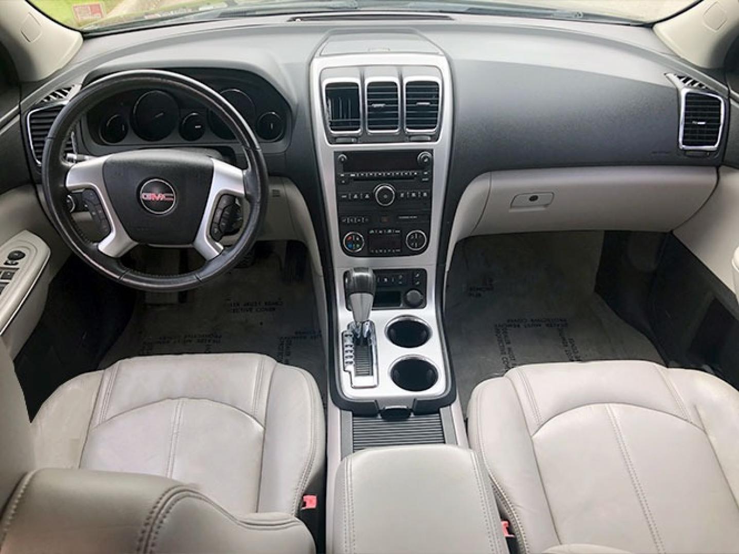 2010 GMC Acadia SLT-1 AWD (1GKLRMED8AJ) with an 3.6L V6 DOHC 24V engine, 6-Speed Automatic transmission, located at 7710 Tara Blvd, Jonesboro, GA, 30236, (678) 450-1000, 33.544365, -84.367821 - Photo#11