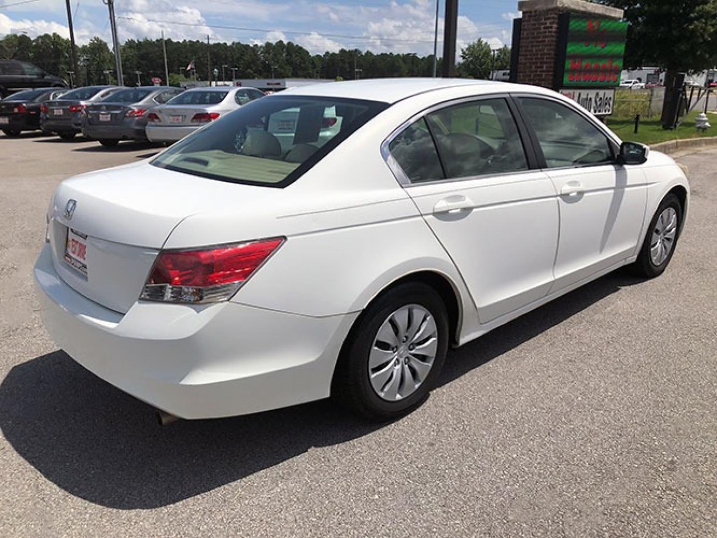 2010 Honda Accord LX Sedan AT (1HGCP2F32AA) with an 2.4L L4 DOHC 16V engine, 5-Speed Automatic transmission, located at 7710 Tara Blvd, Jonesboro, GA, 30236, (678) 450-1000, 33.544365, -84.367821 - Photo#6