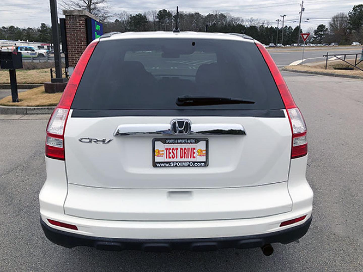 2010 Honda CR-V EX 2WD 5-Speed AT (5J6RE3H58AL) with an 2.4L L4 DOHC 16V engine, 5-Speed Automatic transmission, located at 620 Jesse Jewell Pkwy, Gainesville, GA, 30501, (678) 450-1000, 34.305923, -83.809784 - Photo#5