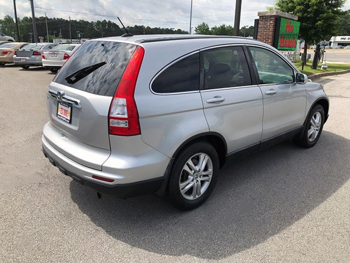 2010 Honda CR-V EX-L 2WD 5-Speed AT (5J6RE3H75AL) with an 2.4L L4 DOHC 16V engine, 5-Speed Automatic transmission, located at 7710 Tara Blvd, Jonesboro, GA, 30236, (678) 450-1000, 33.544365, -84.367821 - Photo#6