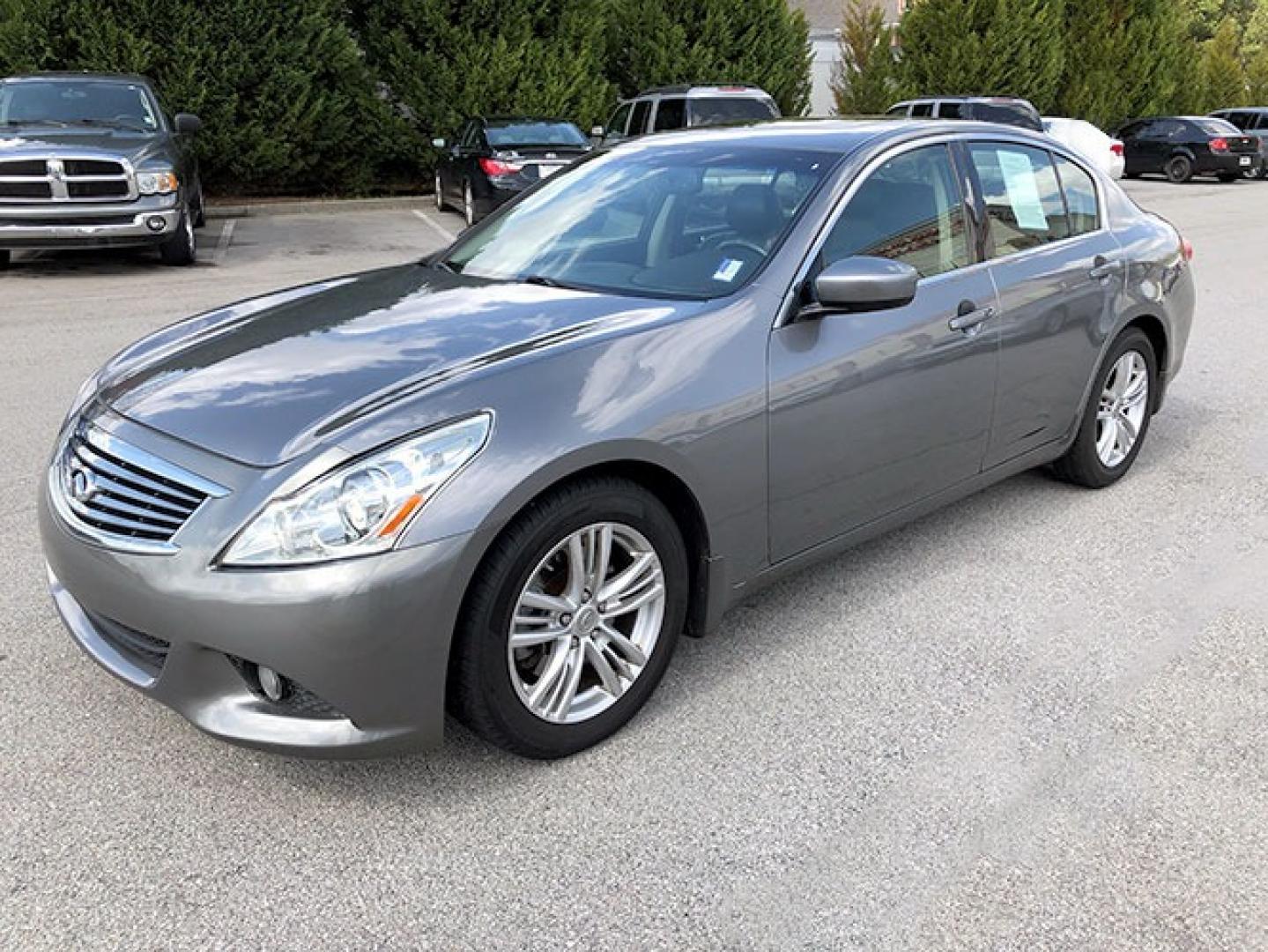 2010 Infiniti G Sedan G37 (JN1CV6AP1AM) with an 3.7L V6 DOHC 24V engine, 5-Speed Automatic transmission, located at 7710 Tara Blvd, Jonesboro, GA, 30236, (678) 450-1000, 33.544365, -84.367821 - Photo#2