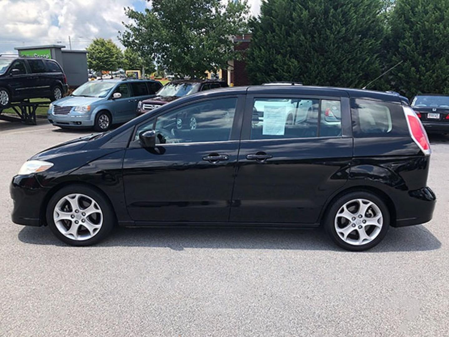 2010 Mazda MAZDA5 Grand Touring (JM1CR2W3XA0) with an 2.3L L4 DOHC 16V engine, located at 7710 Tara Blvd, Jonesboro, GA, 30236, (678) 450-1000, 33.544365, -84.367821 - Photo#1