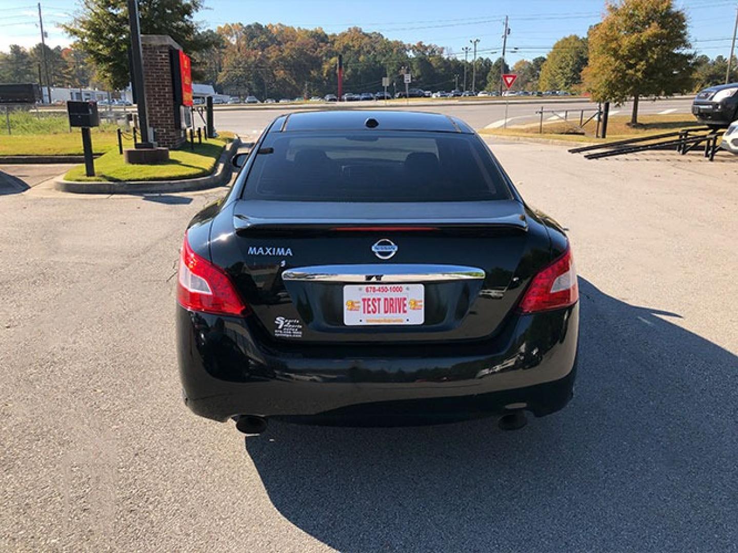 2010 Nissan Maxima S (1N4AA5AP6AC) with an 3.5L V6 DOHC 24V engine, CVT transmission, located at 7710 Tara Blvd, Jonesboro, GA, 30236, (678) 450-1000, 33.544365, -84.367821 - Photo#5