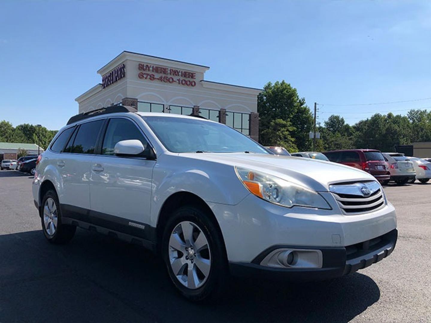 2010 Subaru Outback 2.5i Premium (4S4BRCGC9A3) with an 2.5L H4 DOHC 16V engine, Continuously Variable Transmisson transmission, located at 620 Jesse Jewell Pkwy, Gainesville, GA, 30501, (678) 450-1000, 34.305923, -83.809784 - Photo#7