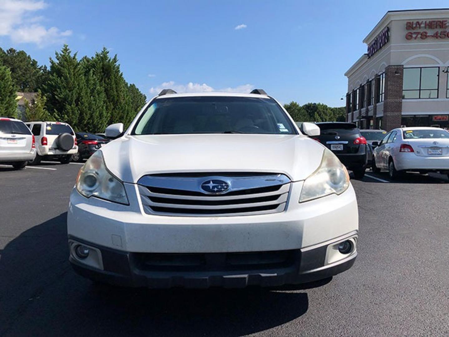 2010 Subaru Outback 2.5i Premium (4S4BRCGC9A3) with an 2.5L H4 DOHC 16V engine, Continuously Variable Transmisson transmission, located at 620 Jesse Jewell Pkwy, Gainesville, GA, 30501, (678) 450-1000, 34.305923, -83.809784 - Photo#8