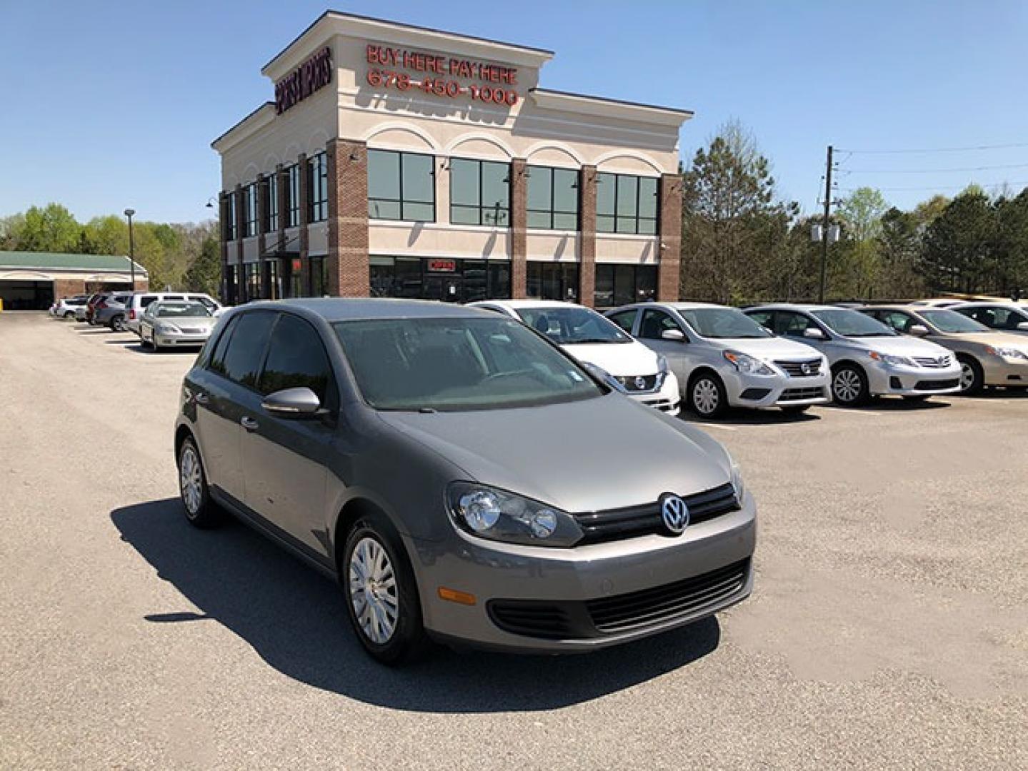 2010 Volkswagen Golf 2.5L 4-Door (WVWDA7AJXAW) with an 2.5L L5 DOHC 20V engine, 6-Speed Automatic transmission, located at 7710 Tara Blvd, Jonesboro, GA, 30236, (678) 450-1000, 33.544365, -84.367821 - Photo#0