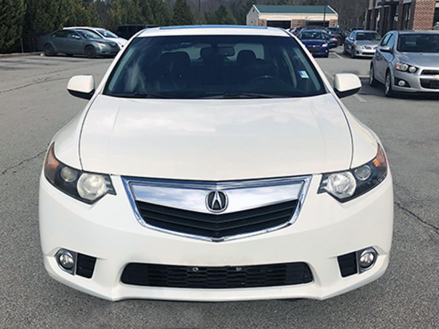 2011 Acura TSX 5-Speed AT with Tech Package (JH4CU2F68BC) with an 2.4L L4 DOHC 16V engine, 5-Speed Automatic transmission, located at 7710 Tara Blvd, Jonesboro, GA, 30236, (678) 450-1000, 33.544365, -84.367821 - Photo#1