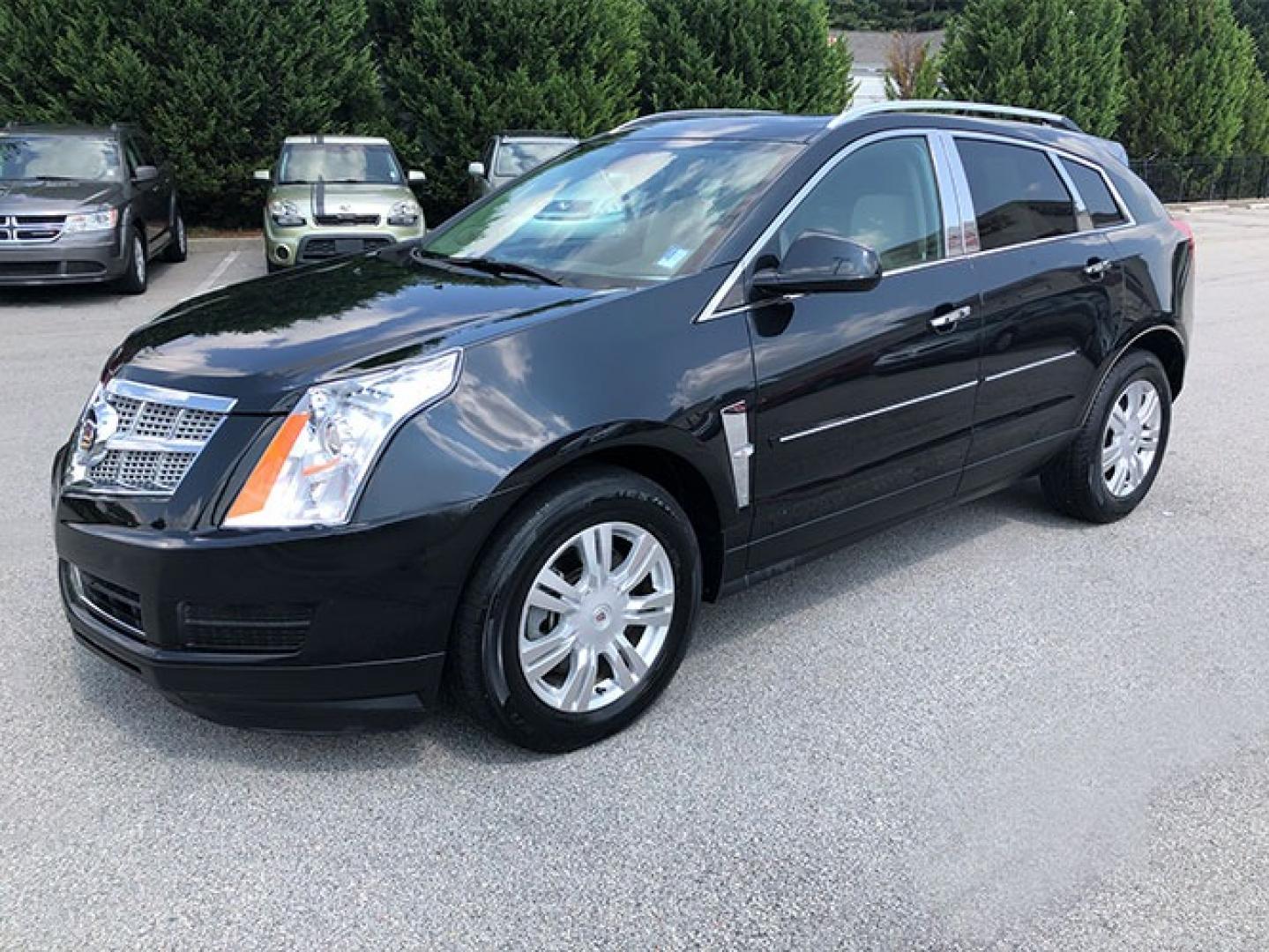 2011 Cadillac SRX Luxury Collection (3GYFNAEY3BS) with an 3.0L V6 DOHC 24V engine, 6-Speed Automatic transmission, located at 7710 Tara Blvd, Jonesboro, GA, 30236, (678) 450-1000, 33.544365, -84.367821 - Photo#2