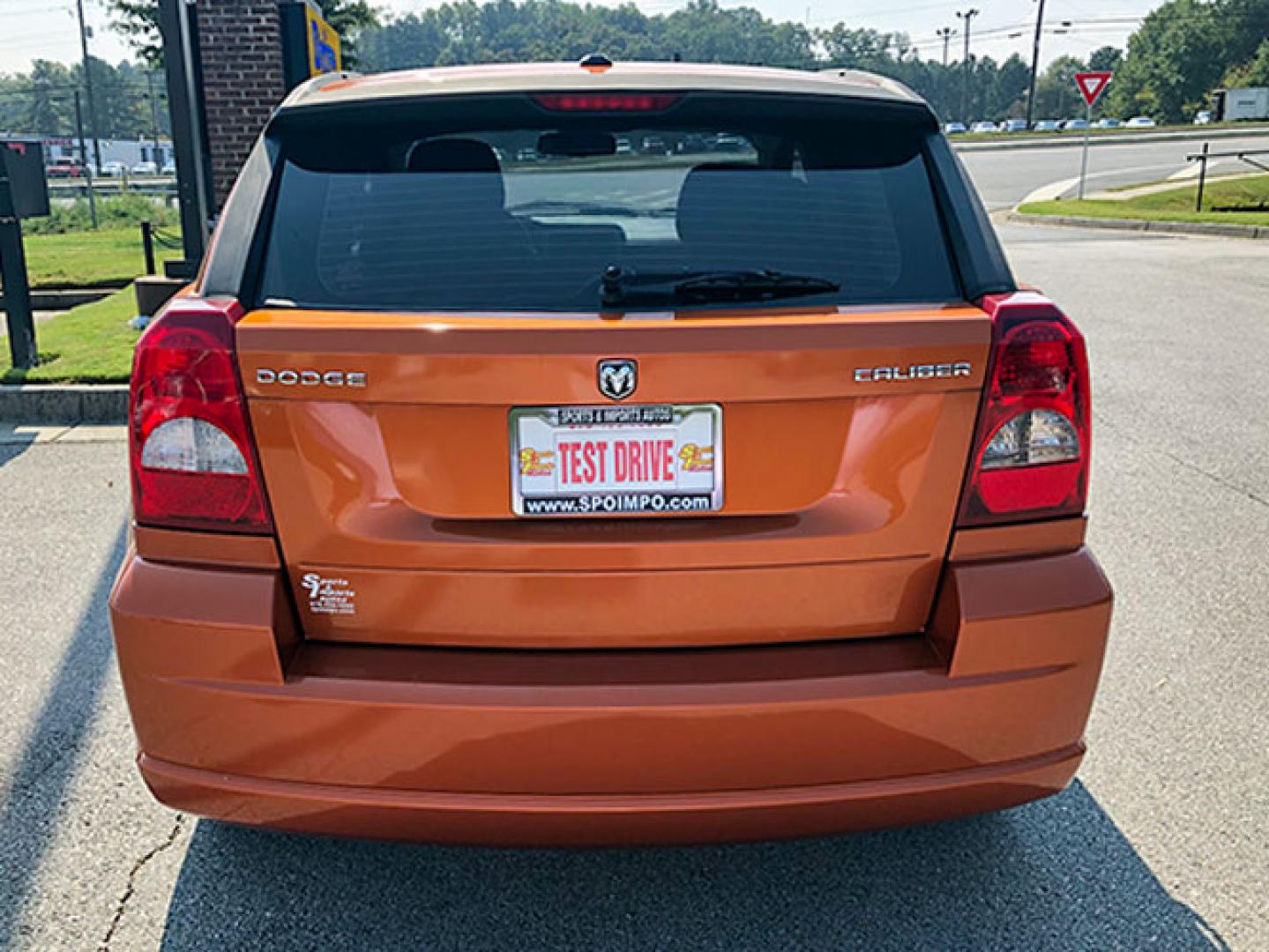 2011 Dodge Caliber Mainstreet (1B3CB3HA7BD) with an 2.0L L4 DOHC 16V engine, Cvt transmission, located at 7710 Tara Blvd, Jonesboro, GA, 30236, (678) 450-1000, 33.544365, -84.367821 - Photo#5