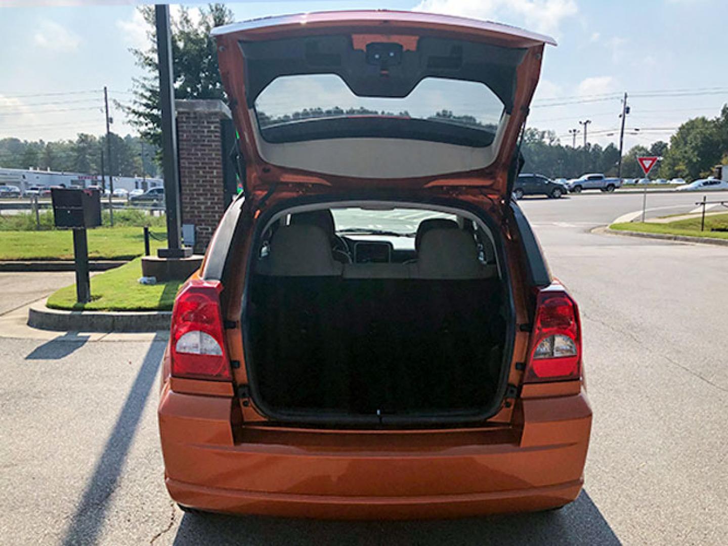 2011 Dodge Caliber Mainstreet (1B3CB3HA7BD) with an 2.0L L4 DOHC 16V engine, Cvt transmission, located at 7710 Tara Blvd, Jonesboro, GA, 30236, (678) 450-1000, 33.544365, -84.367821 - Photo#6