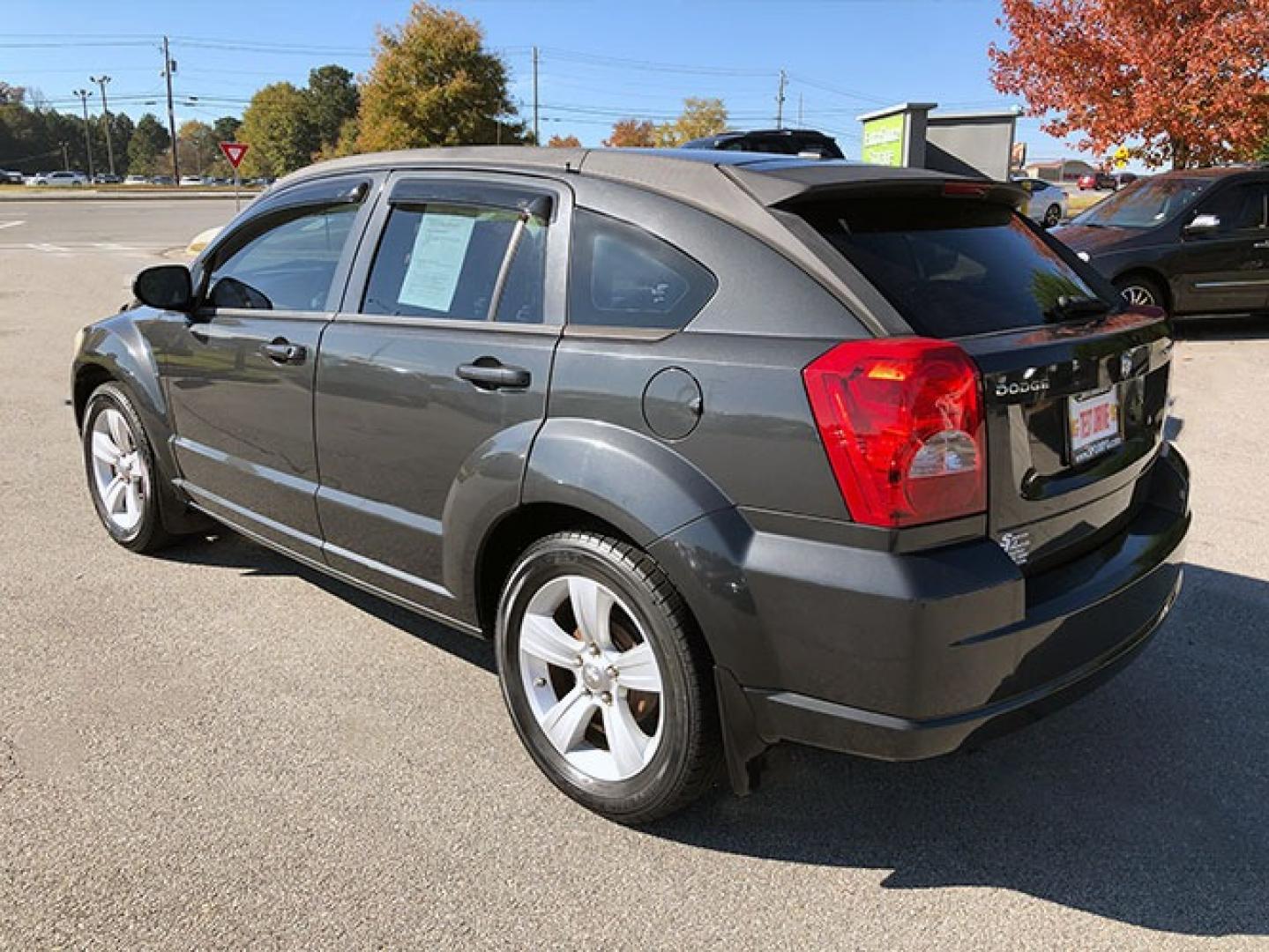 2011 Dodge Caliber Mainstreet (1B3CB3HA5BD) with an 2.0L L4 DOHC 16V engine, Continuously Variable Transmission transmission, located at 7710 Tara Blvd, Jonesboro, GA, 30236, (678) 450-1000, 33.544365, -84.367821 - Photo#4