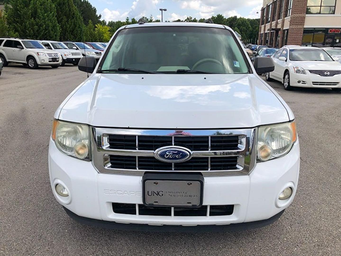 2011 Ford Escape XLT FWD (1FMCU0D77BK) with an 2.5L L4 DOHC 16V engine, 6-Speed Automatic transmission, located at 620 Jesse Jewell Pkwy, Gainesville, GA, 30501, (678) 450-1000, 34.305923, -83.809784 - Photo#1