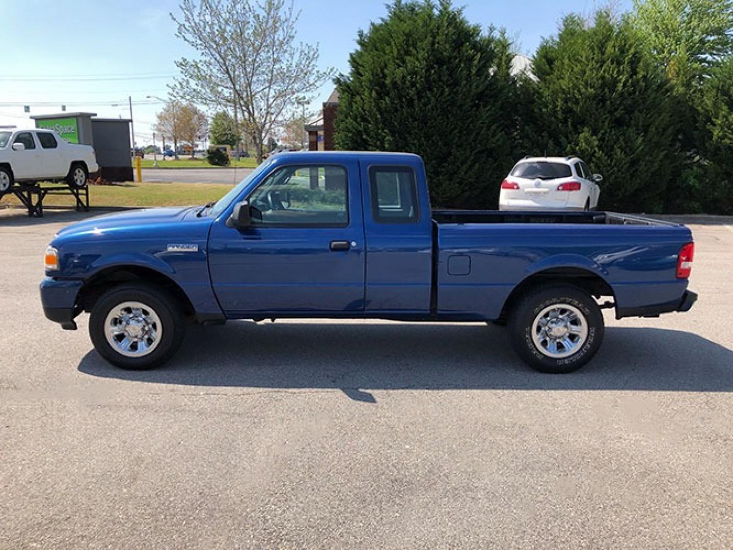 2011 Ford Ranger Sport SuperCab 2WD (1FTKR1ED7BP) with an 2.3L L4 SOHC 8V engine, located at 7710 Tara Blvd, Jonesboro, GA, 30236, (678) 450-1000, 33.544365, -84.367821 - Photo#2