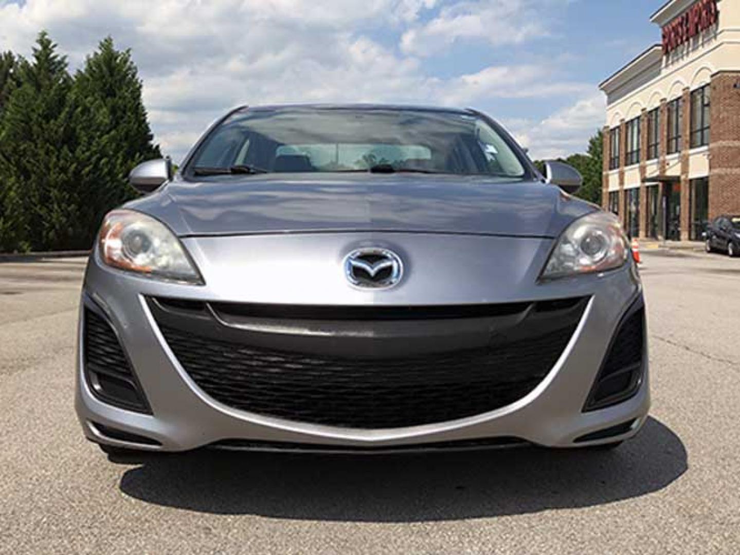 2011 Mazda MAZDA3 i Touring 4-Door (JM1BL1VF3B1) with an 2.0L L4 DOHC 16V engine, located at 620 Jesse Jewell Pkwy, Gainesville, GA, 30501, (678) 450-1000, 34.305923, -83.809784 - Photo#1