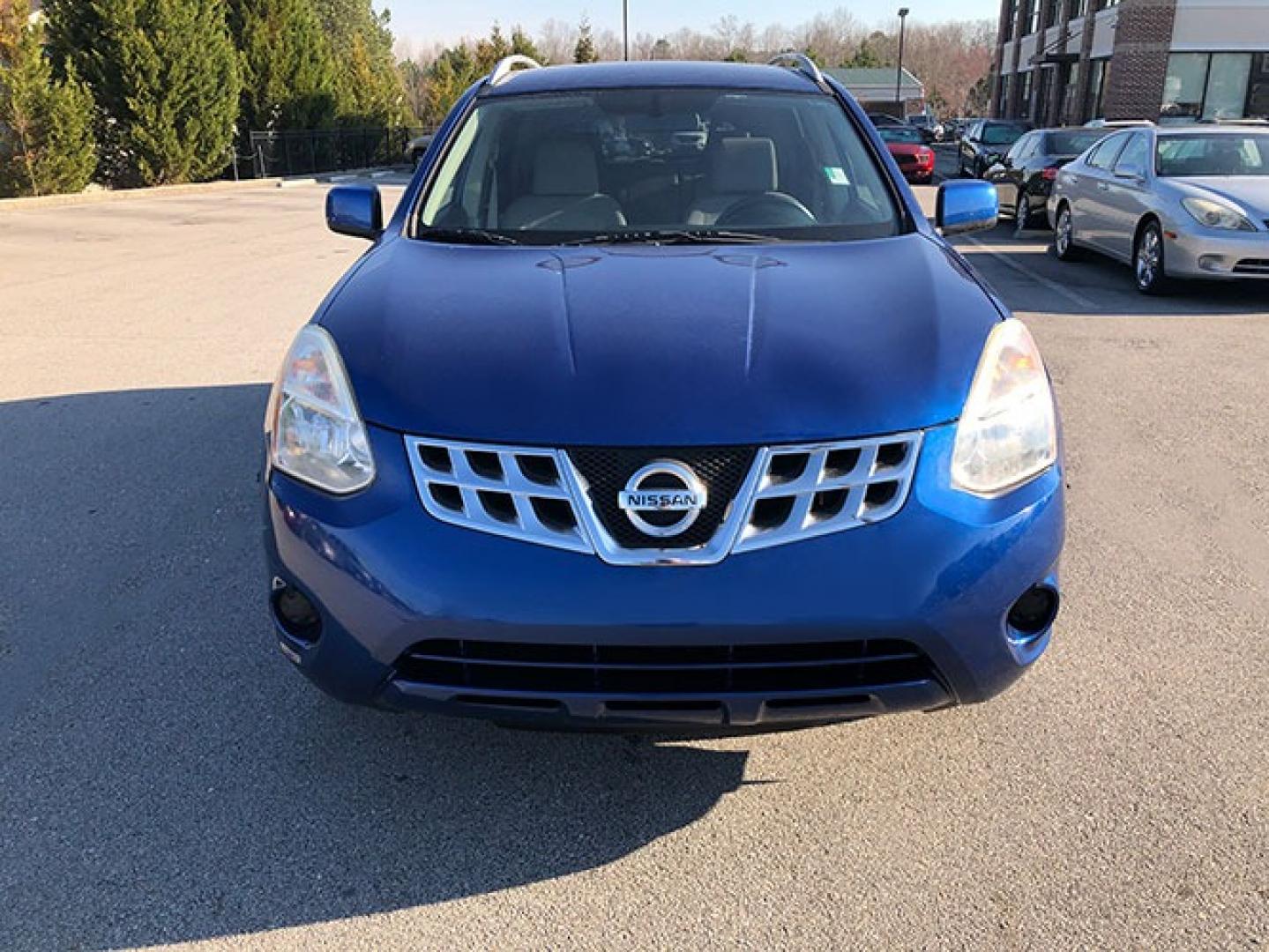 2011 Nissan Rogue S 2WD (JN8AS5MT7BW) with an 2.5L L4 DOHC 16V engine, CVT transmission, located at 620 Jesse Jewell Pkwy, Gainesville, GA, 30501, (678) 450-1000, 34.305923, -83.809784 - Photo#1