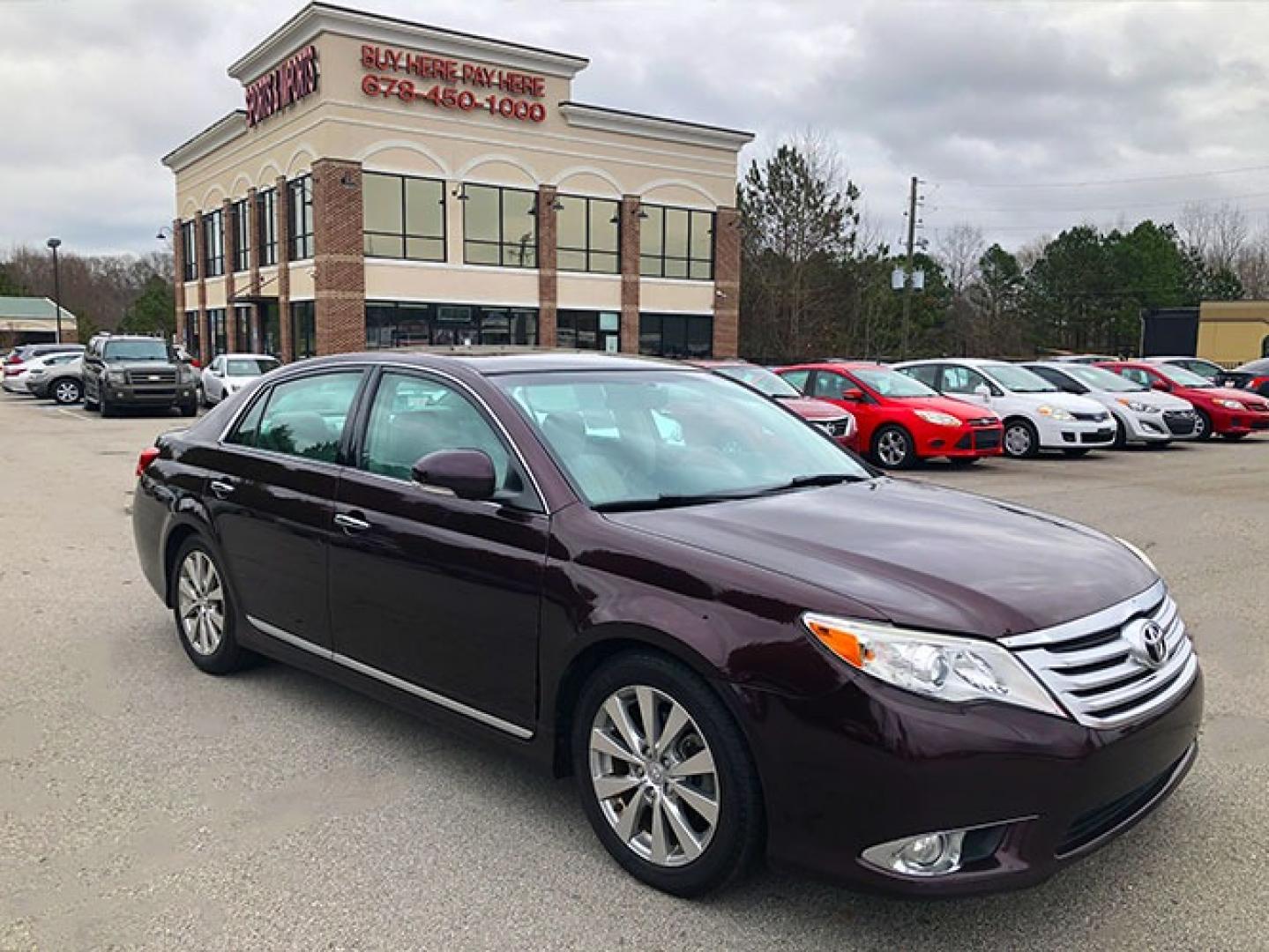 2011 Toyota Avalon Base (4T1BK3DB8BU) with an 3.5L V6 DOHC 24V engine, 6-Speed Automatic transmission, located at 7710 Tara Blvd, Jonesboro, GA, 30236, (678) 450-1000, 33.544365, -84.367821 - Photo#0