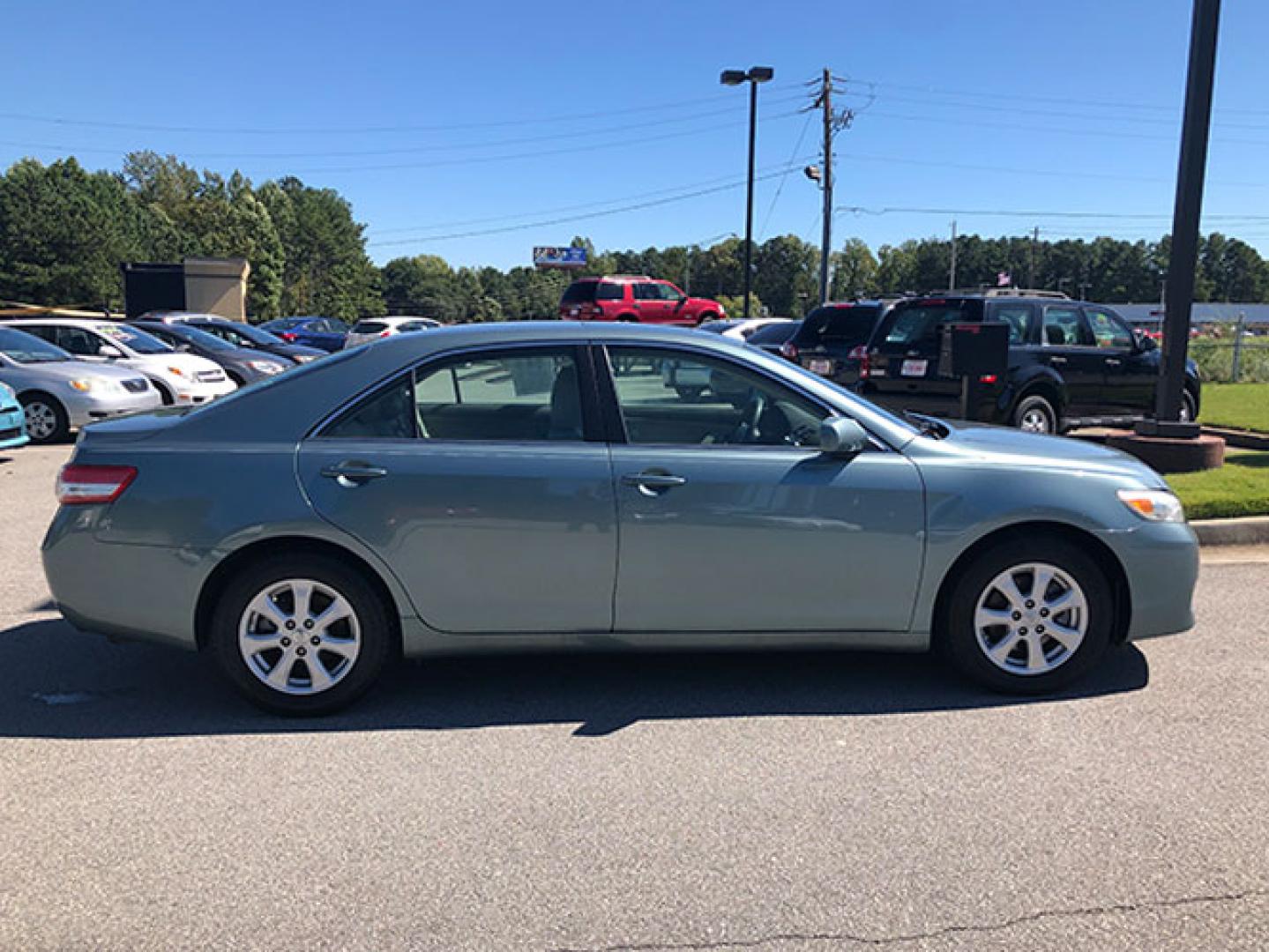 2011 Toyota Camry SE Sedan (4T1BF3EK2BU) with an 2.5L L4 DOHC 16V engine, 5-Speed Automatic transmission, located at 7710 Tara Blvd, Jonesboro, GA, 30236, (678) 450-1000, 33.544365, -84.367821 - Photo#7