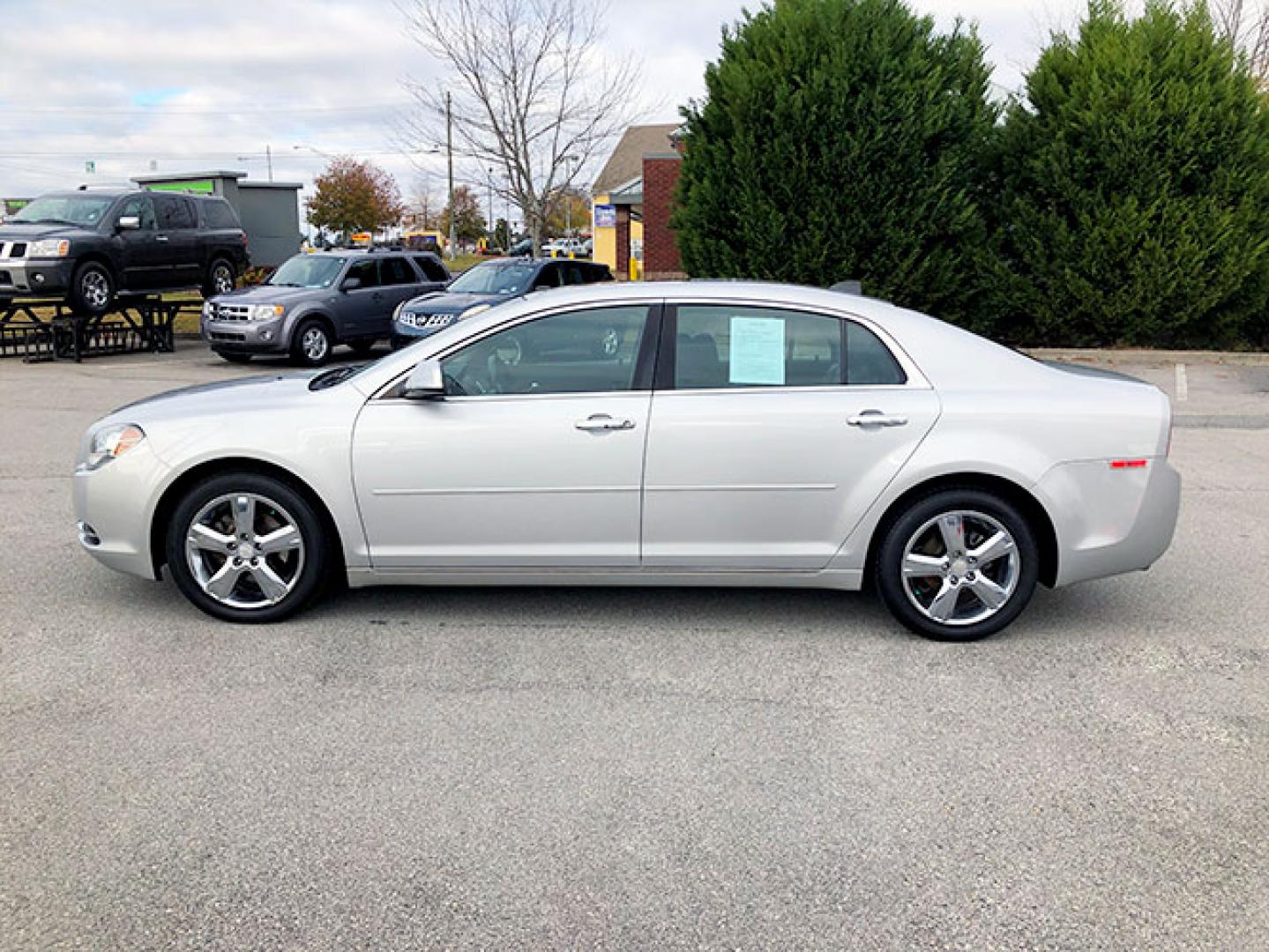 2012 Chevrolet Malibu 2LT (1G1ZD5E07CF) with an 2.4L L4 DOHC 16V engine, 6-Speed Automatic transmission, located at 620 Jesse Jewell Pkwy, Gainesville, GA, 30501, (678) 450-1000, 34.305923, -83.809784 - Photo#3