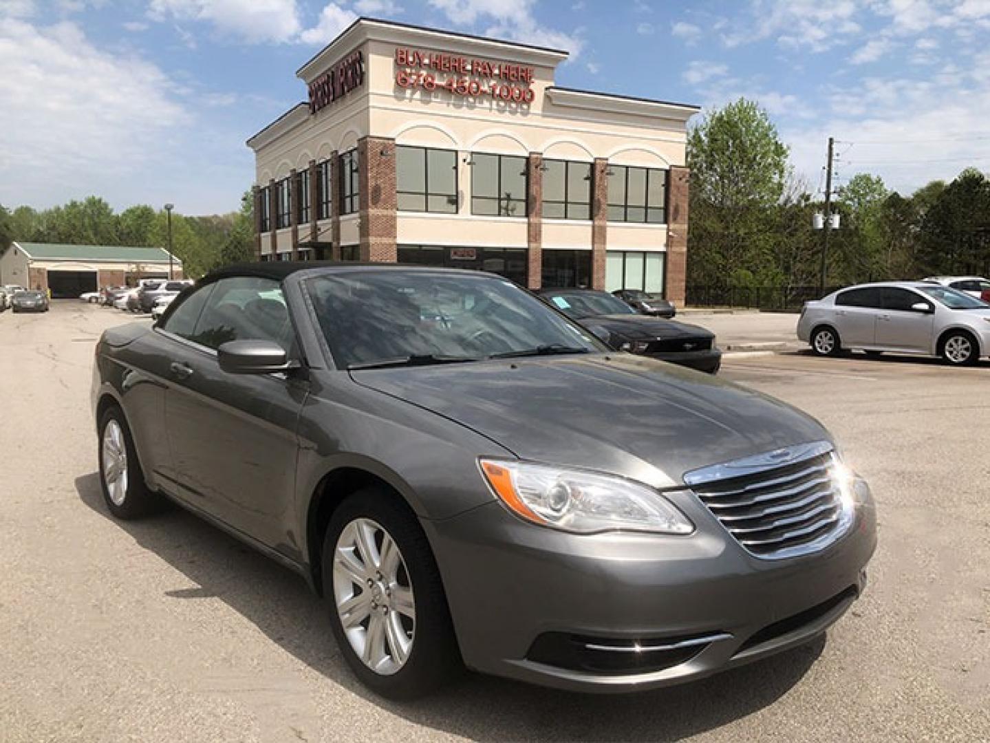 2012 Chrysler 200 Touring Convertible (1C3BCBEB0CN) with an 2.4L L4 DOHC 16V engine, 6-Speed Automatic transmission, located at 7710 Tara Blvd, Jonesboro, GA, 30236, (678) 450-1000, 33.544365, -84.367821 - Photo#1