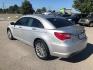 2012 Chrysler 200 Limited (1C3CCBCG3CN) with an 3.6L V6 DOHC 24V FFV engine, 6-Speed Automatic transmission, located at 620 Jesse Jewell Pkwy, Gainesville, GA, 30501, (678) 450-1000, 34.305923, -83.809784 - Photo#4