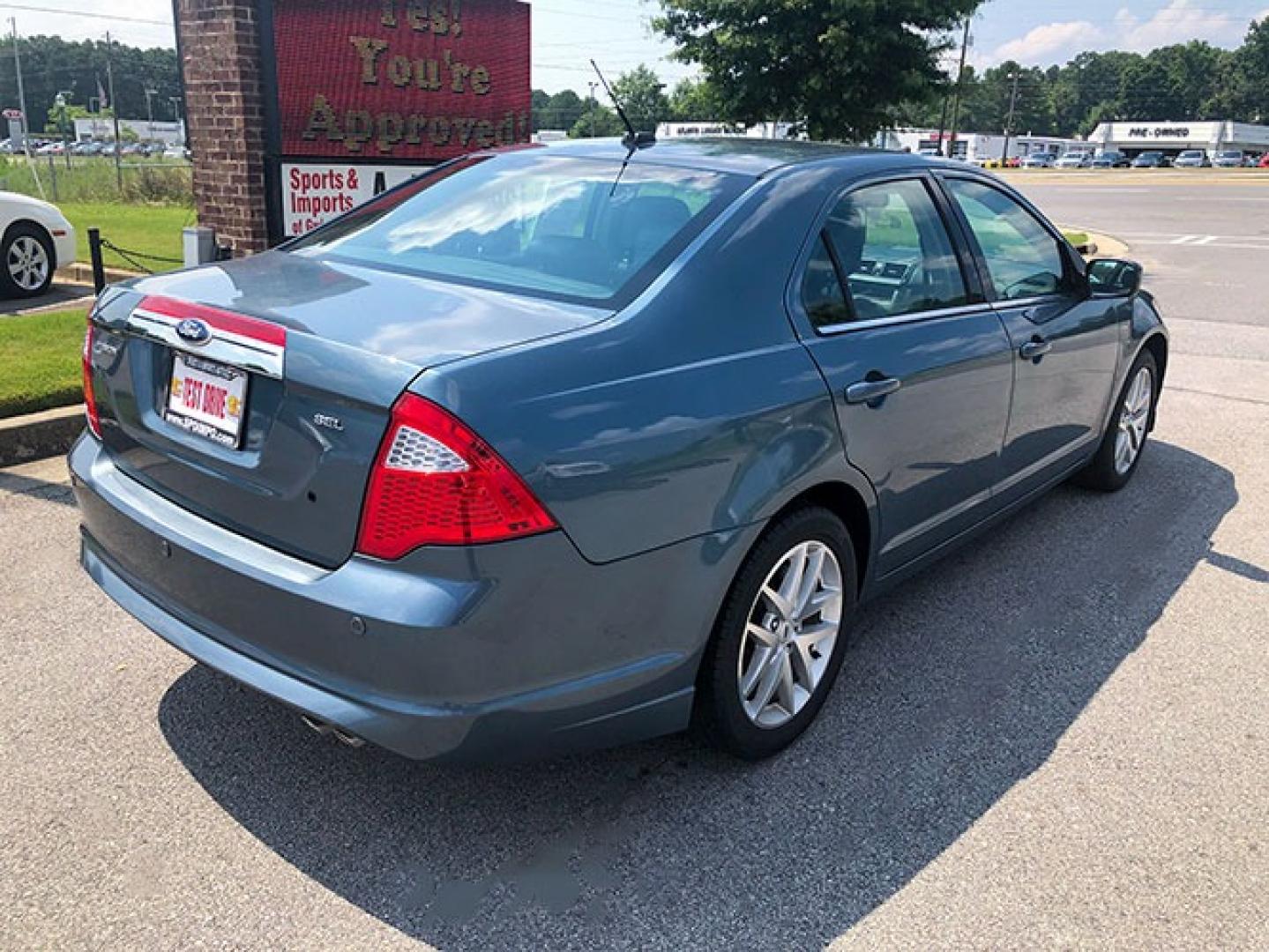 2012 Ford Fusion SEL (3FAHP0JA5CR) with an 2.5L L4 DOHC 16V engine, located at 7710 Tara Blvd, Jonesboro, GA, 30236, (678) 450-1000, 33.544365, -84.367821 - Photo#4