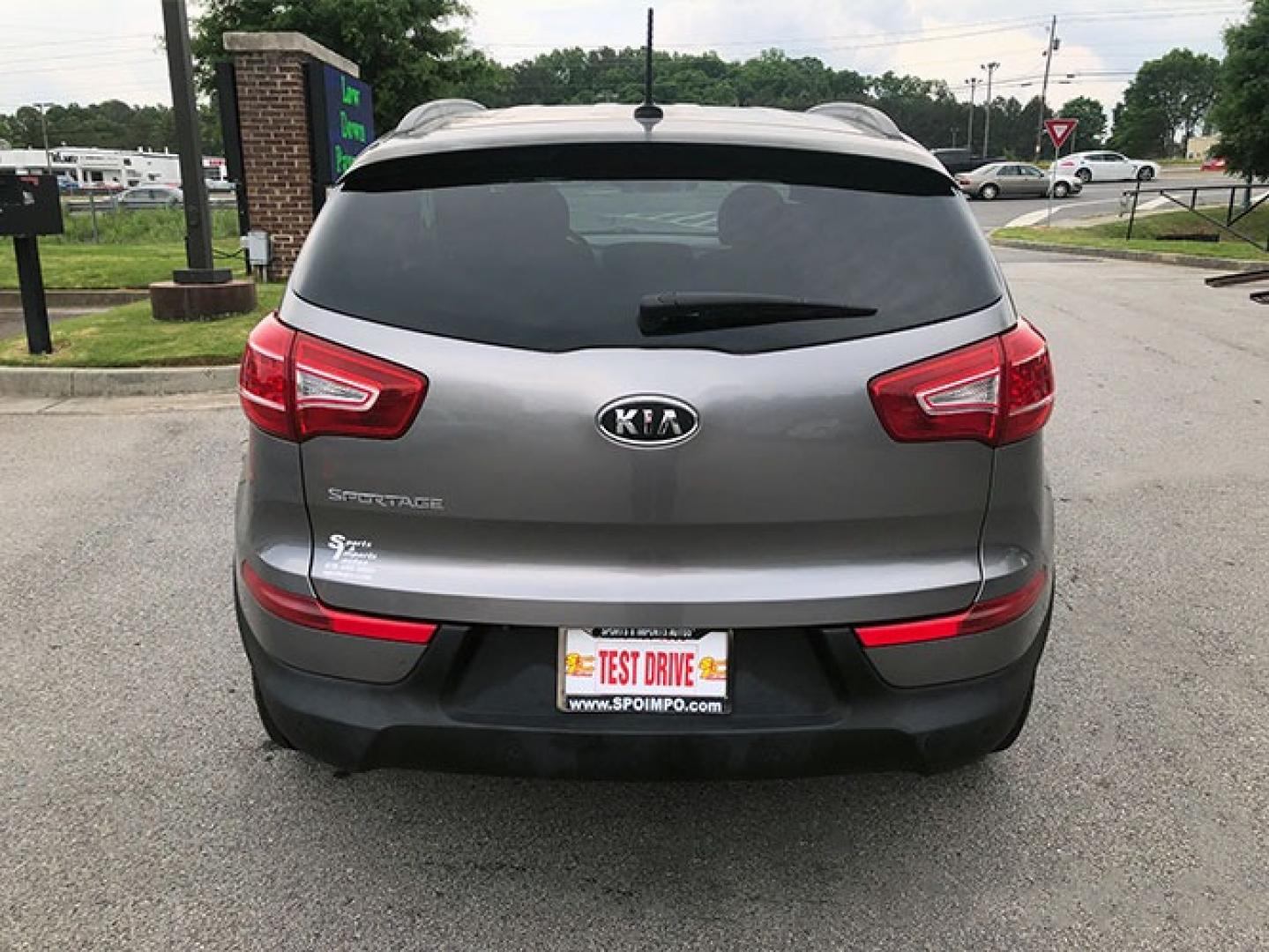 2012 Kia Sportage LX FWD (KNDPB3A26C7) with an 2.4L V6 DOHC 24V engine, 6-Speed Automatic transmission, located at 7710 Tara Blvd, Jonesboro, GA, 30236, (678) 450-1000, 33.544365, -84.367821 - Photo#5