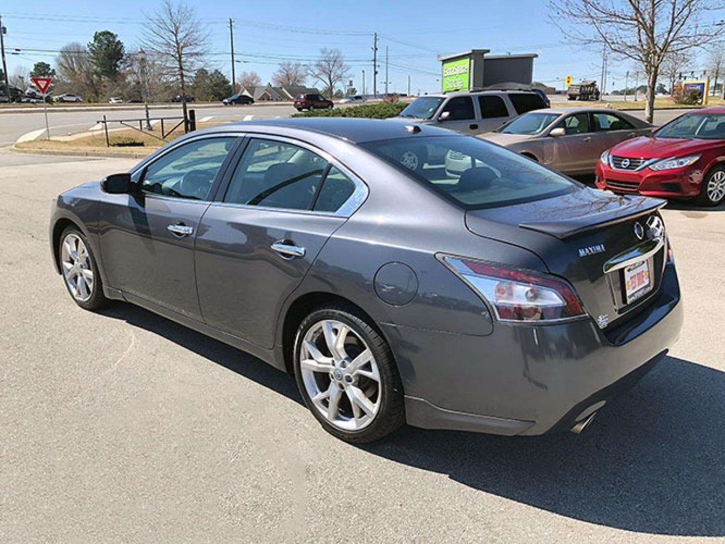 2012 Nissan Maxima SV (1N4AA5AP5CC) with an 3.5L V6 DOHC 24V engine, Cvt transmission, located at 7710 Tara Blvd, Jonesboro, GA, 30236, (678) 450-1000, 33.544365, -84.367821 - Photo#4