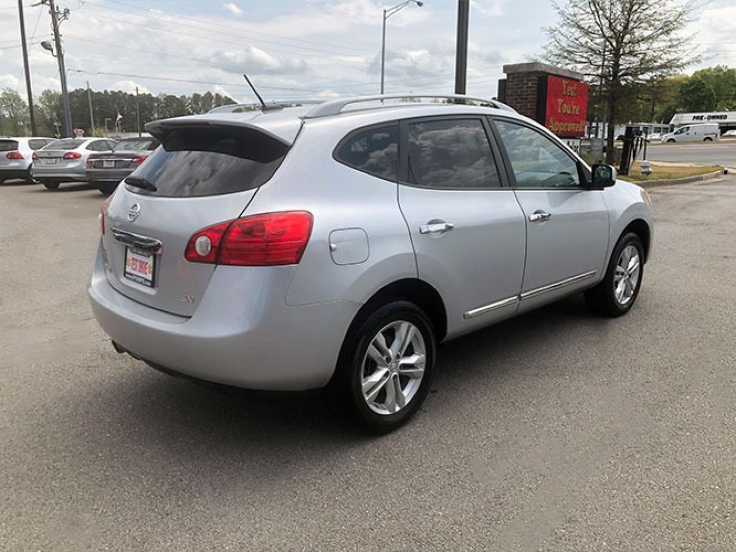 2012 Nissan Rogue S FWD Krom Edition (JN8AS5MT8CW) with an 2.5L L4 DOHC 16V engine, Continuously Variable Transmission transmission, located at 7710 Tara Blvd, Jonesboro, GA, 30236, (678) 450-1000, 33.544365, -84.367821 - Photo#7