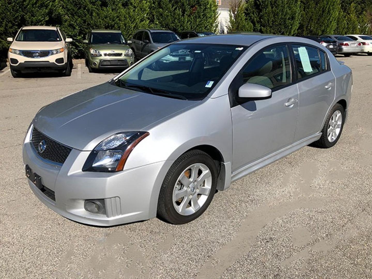 2012 Nissan Sentra 2.0 (3N1AB6AP3CL) with an 2.0L L4 DOHC 16V engine, Continuously Variable Transmission transmission, located at 7710 Tara Blvd, Jonesboro, GA, 30236, (678) 450-1000, 33.544365, -84.367821 - Photo#2