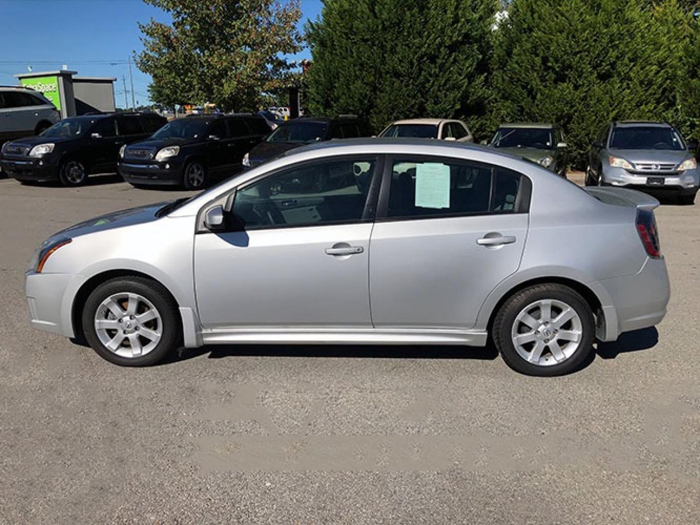 2012 Nissan Sentra 2.0 (3N1AB6AP3CL) with an 2.0L L4 DOHC 16V engine, Continuously Variable Transmission transmission, located at 7710 Tara Blvd, Jonesboro, GA, 30236, (678) 450-1000, 33.544365, -84.367821 - Photo#3