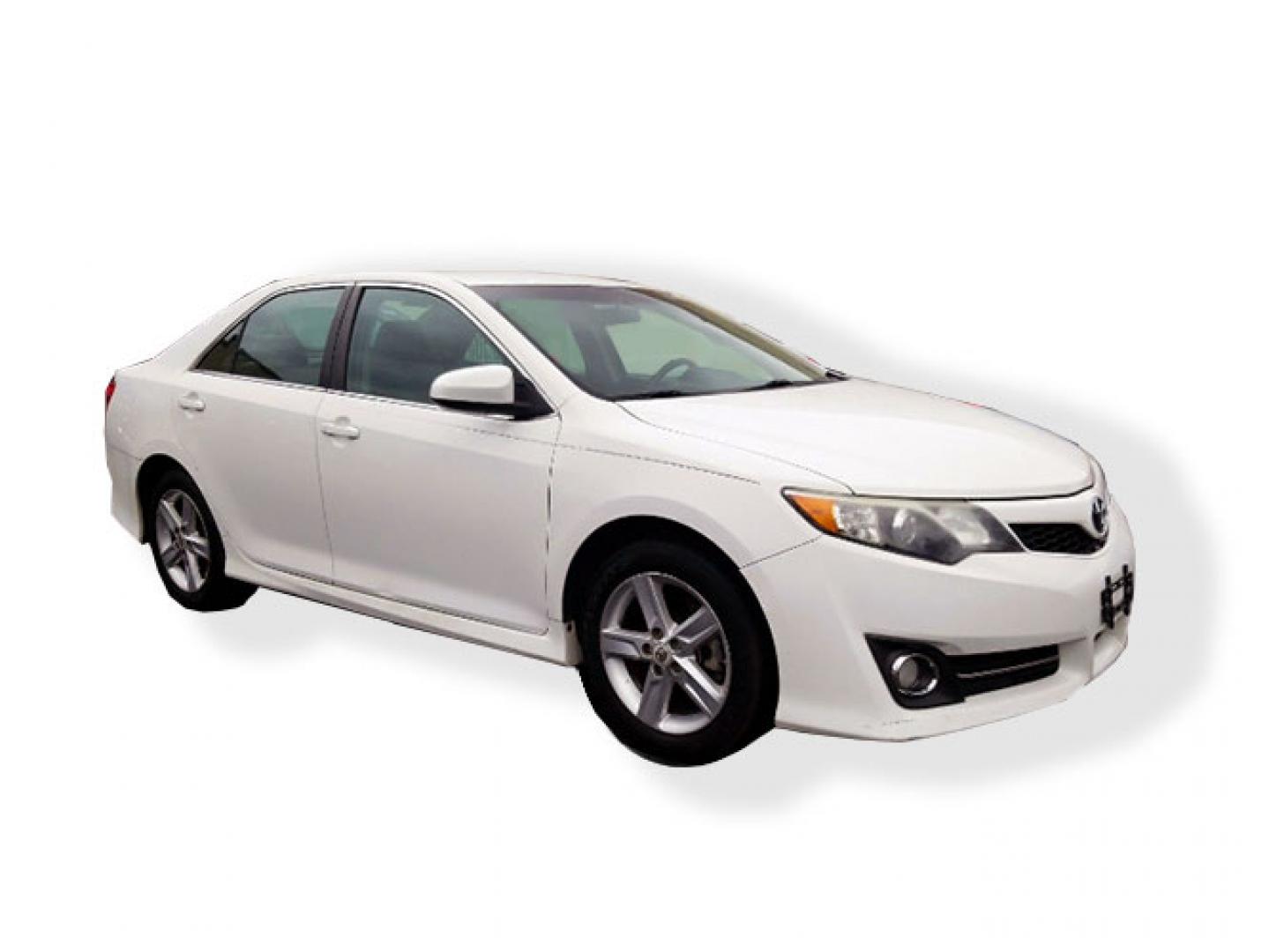 2012 Toyota Camry SE (4T1BF1FK5CU) with an 2.5L L4 DOHC 16V engine, 6-Speed Automatic transmission, located at 6121 Memorial Drive, Stone Mountain, GA, 30083, (678) 450-1000, 33.804111, -84.191185 - Photo#0