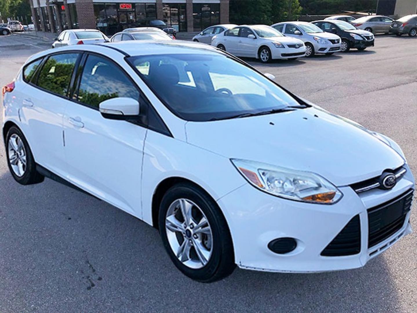 2013 Ford Focus SE Hatch (1FADP3K27DL) with an 2.0L L4 DOHC 16V engine, located at 7710 Tara Blvd, Jonesboro, GA, 30236, (678) 450-1000, 33.544365, -84.367821 - Photo#7