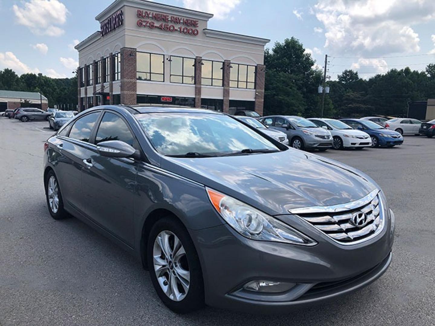 2013 Hyundai Sonata Limited Auto (5NPEC4AC4DH) with an 2.4L L4 DOHC 16V engine, 6-Speed Automatic transmission, located at 7710 Tara Blvd, Jonesboro, GA, 30236, (678) 450-1000, 33.544365, -84.367821 - Photo#0