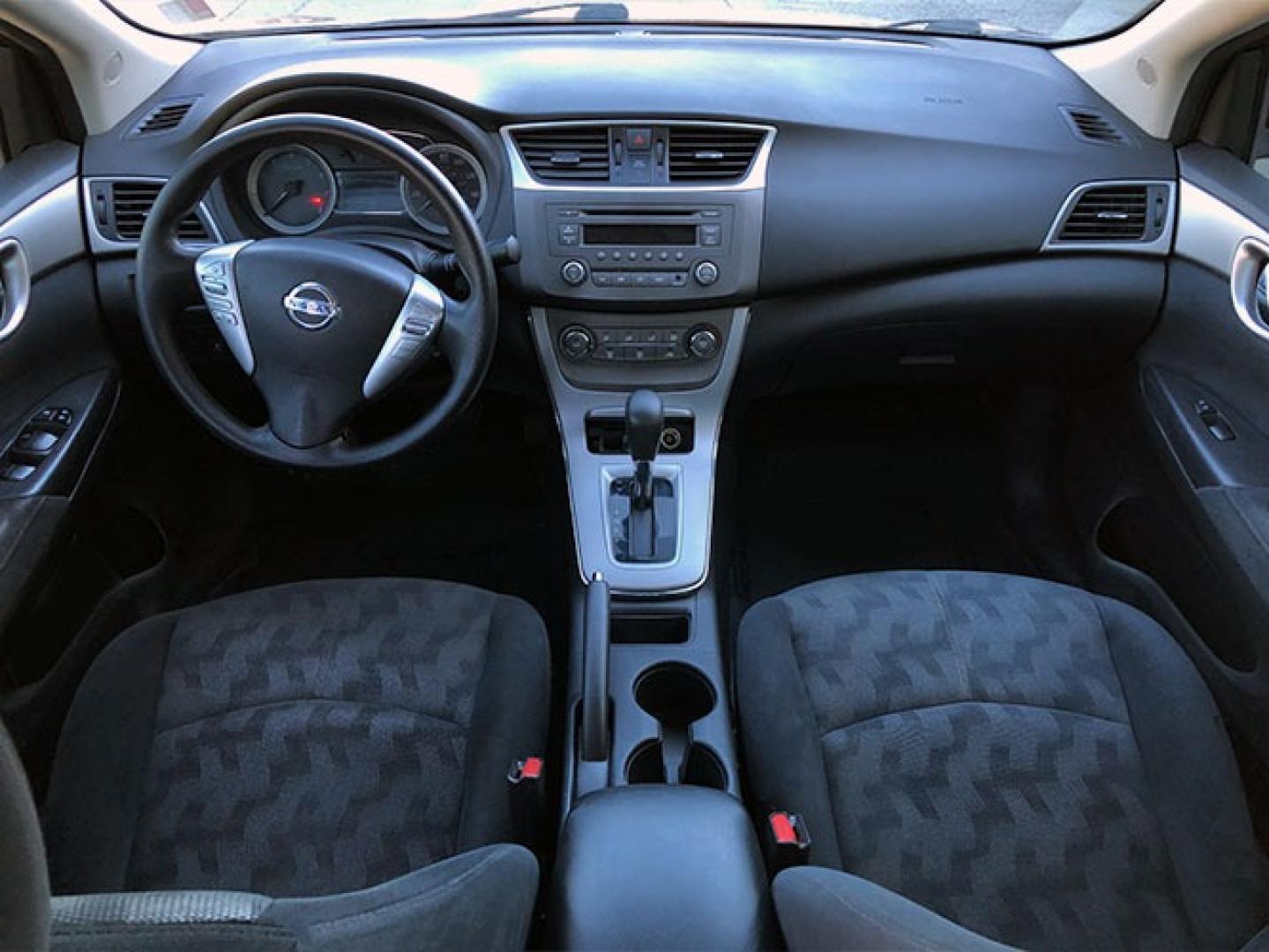 2013 Nissan Sentra Automatic (3N1AB7AP7DL) with an 2.0L L4 DOHC 16V engine, Automatic transmission, located at 7710 Tara Blvd, Jonesboro, GA, 30236, (678) 450-1000, 33.544365, -84.367821 - Photo#9