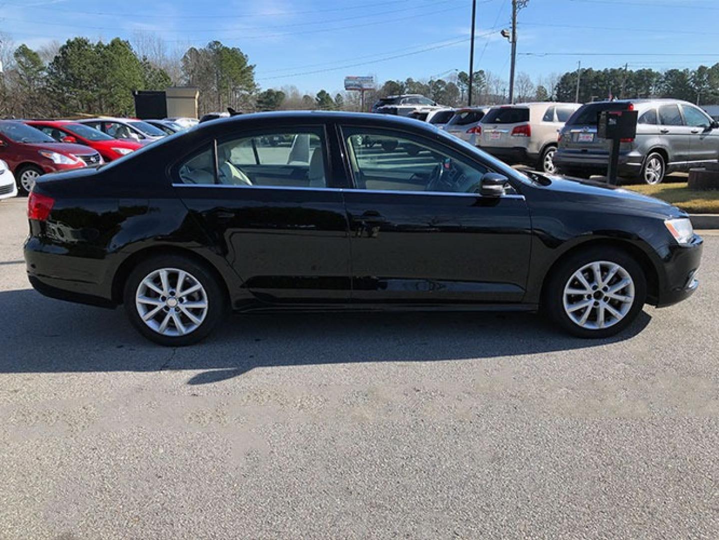 2013 Volkswagen Jetta SE (3VWDP7AJ8DM) with an 2.5L L5 DOHC 20V engine, located at 7710 Tara Blvd, Jonesboro, GA, 30236, (678) 450-1000, 33.544365, -84.367821 - Photo#7