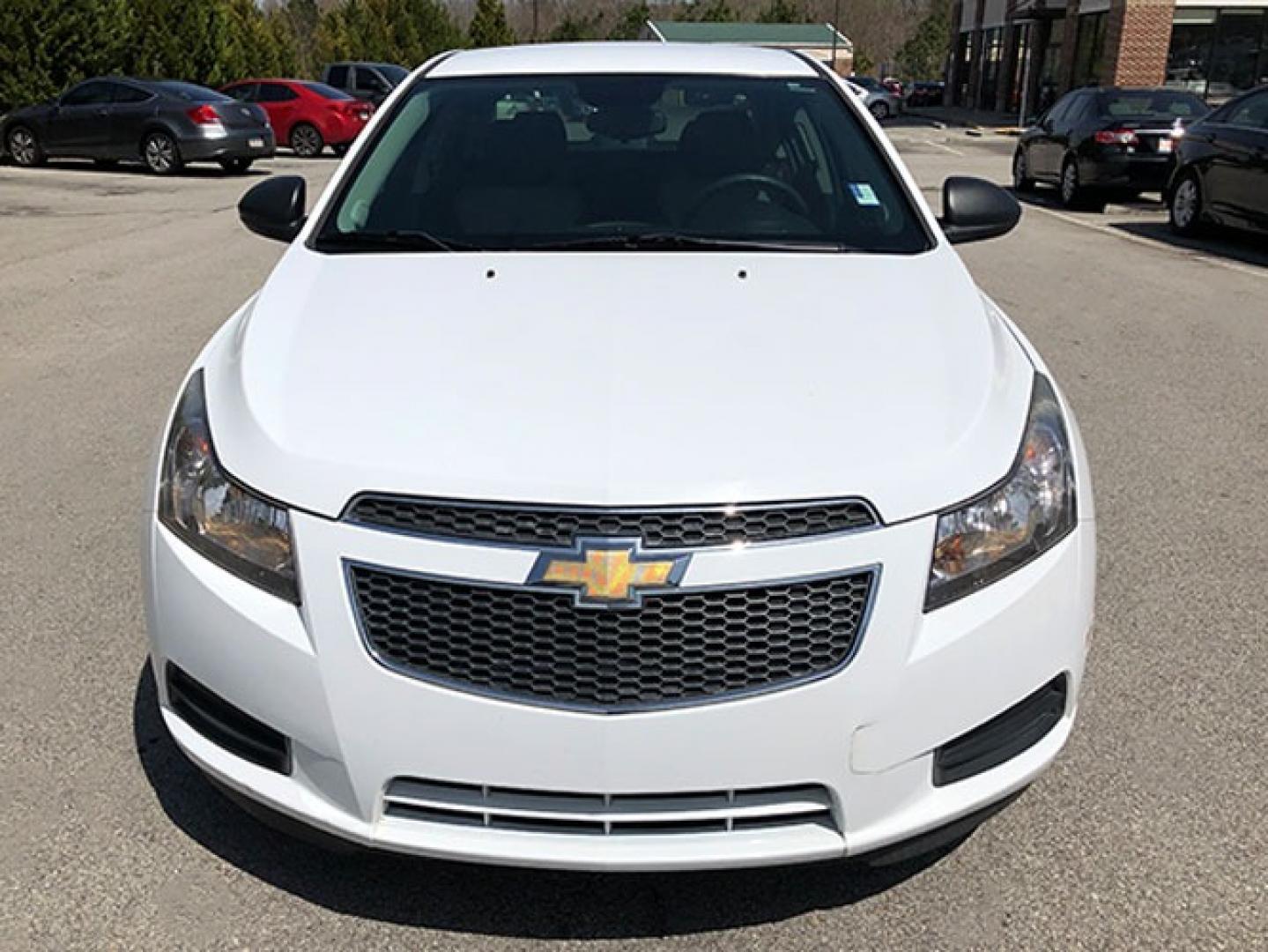 2014 Chevrolet Cruze LS Auto (1G1PA5SH8E7) with an 1.8L L4 DOHC 16V FFV engine, 6-Speed Automatic transmission, located at 620 Jesse Jewell Pkwy, Gainesville, GA, 30501, (678) 450-1000, 34.305923, -83.809784 - Photo#1