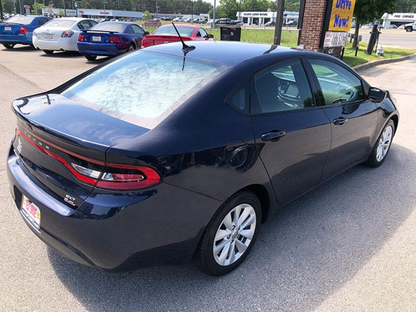 2014 Dodge Dart SXT (1C3CDFBB8ED) with an 2.4L L4 DOHC 16V engine, located at 7710 Tara Blvd, Jonesboro, GA, 30236, (678) 450-1000, 33.544365, -84.367821 - Photo#4