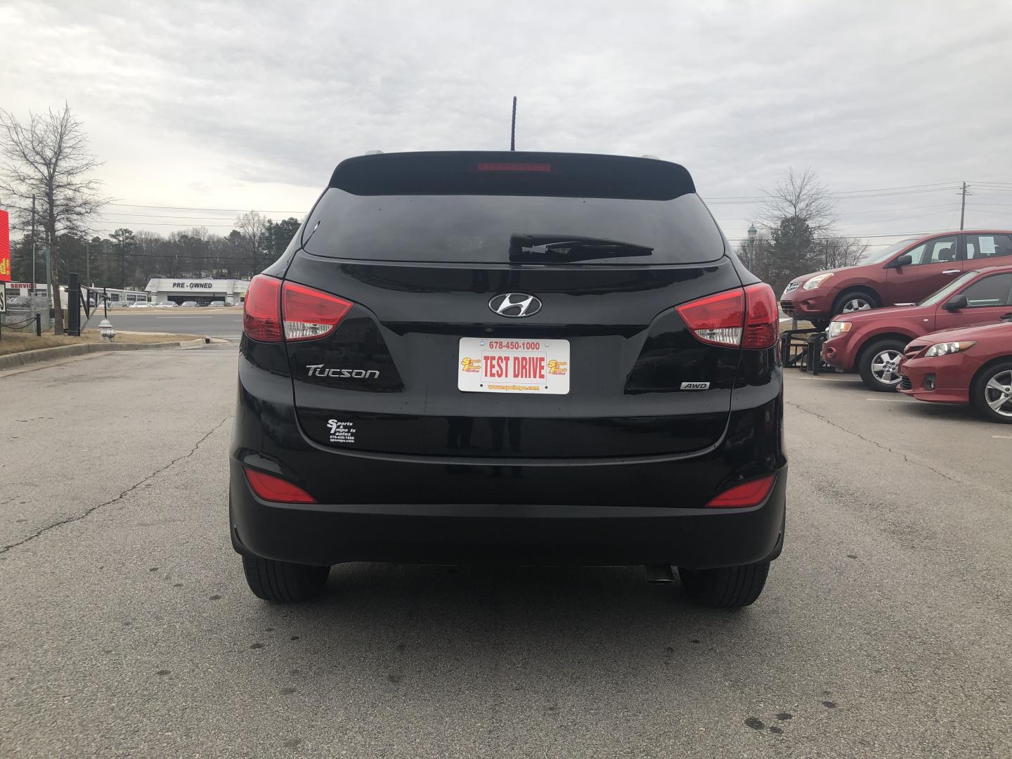 2014 Hyundai Tucson GLS AWD (KM8JUCAGXEU) with an 2.4L L4 DOHC 16V engine, 6-Speed Automatic transmission, located at 7710 Tara Blvd, Jonesboro, GA, 30236, (678) 450-1000, 33.544365, -84.367821 - At Sports and Imports we'll get you approved for an auto loan right here, whatever your credit! Our buy here, pay here financing means you only need a driver's license and proof of income. Call us at 678-450-1000 for more information and get you driving today! LOW DOWN PAYMENT ($799) We match yo - Photo#5