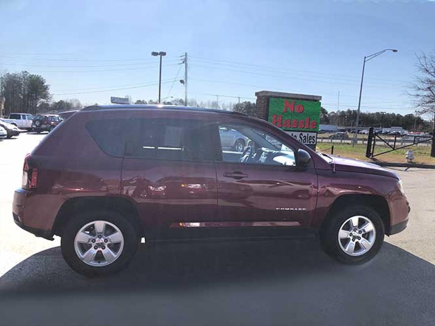 2014 Jeep Compass Sport FWD (1C4NJCBAXED) with an 2.0L L4 DOHC 16V engine, located at 620 Jesse Jewell Pkwy, Gainesville, GA, 30501, (678) 450-1000, 34.305923, -83.809784 - At Sports and Imports we'll get you approved for an auto loan right here, whatever your credit! Our buy here, pay here financing means you only need a driver's license and proof of income. Call us at 678-450-1000 for more information and get you driving today! LOW DOWN PAYMENT ($799) We match yo - Photo#4