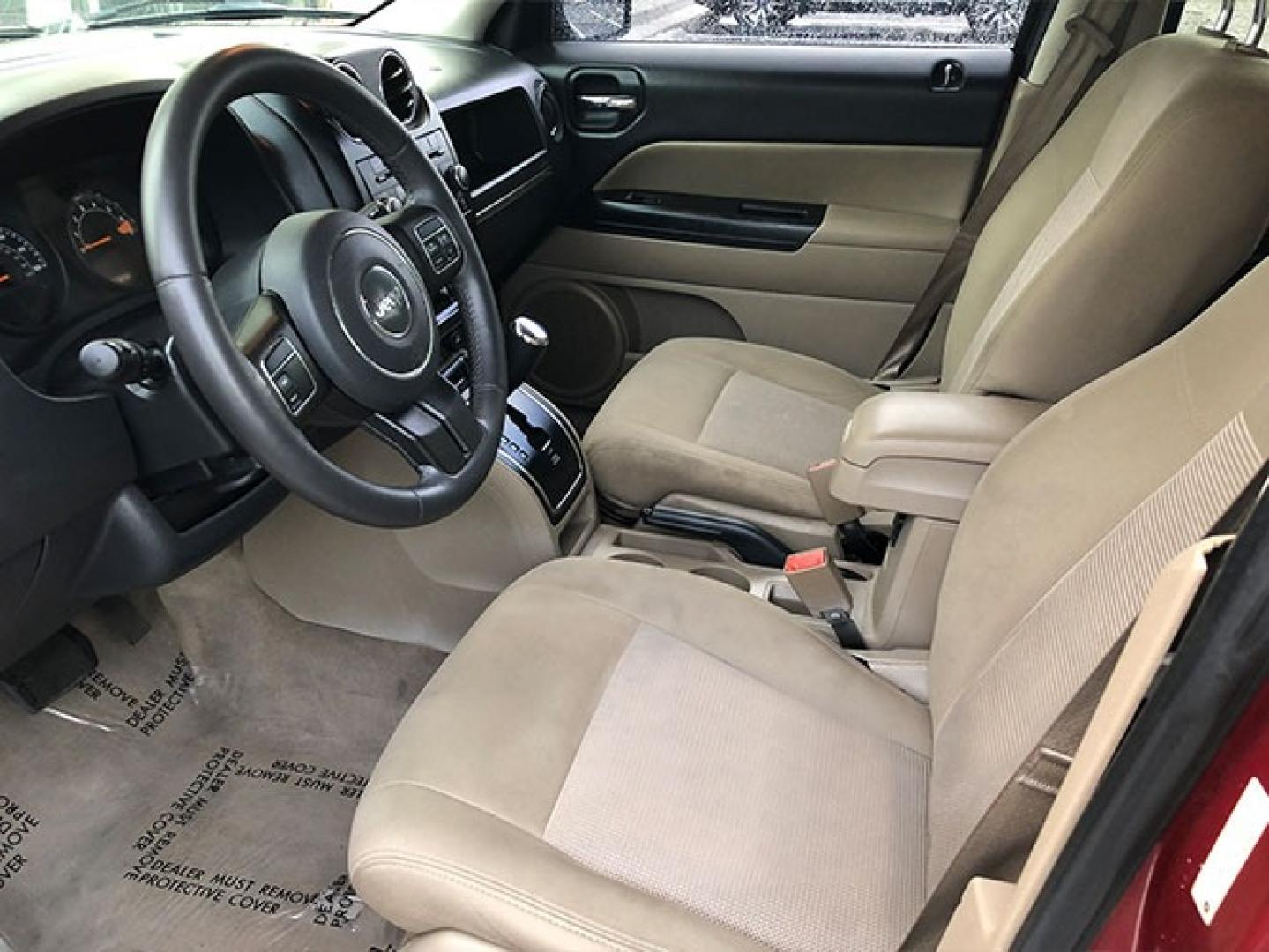 2014 Jeep Patriot Latitude 2WD (1C4NJPFB7ED) with an 2.4L L4 DOHC 16V engine, located at 7710 Tara Blvd, Jonesboro, GA, 30236, (678) 450-1000, 33.544365, -84.367821 - Photo#9